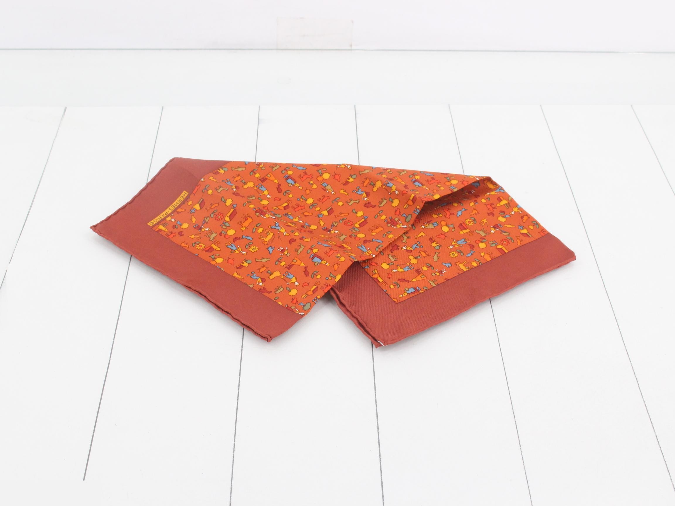 Carre Orange (with box) — view 2