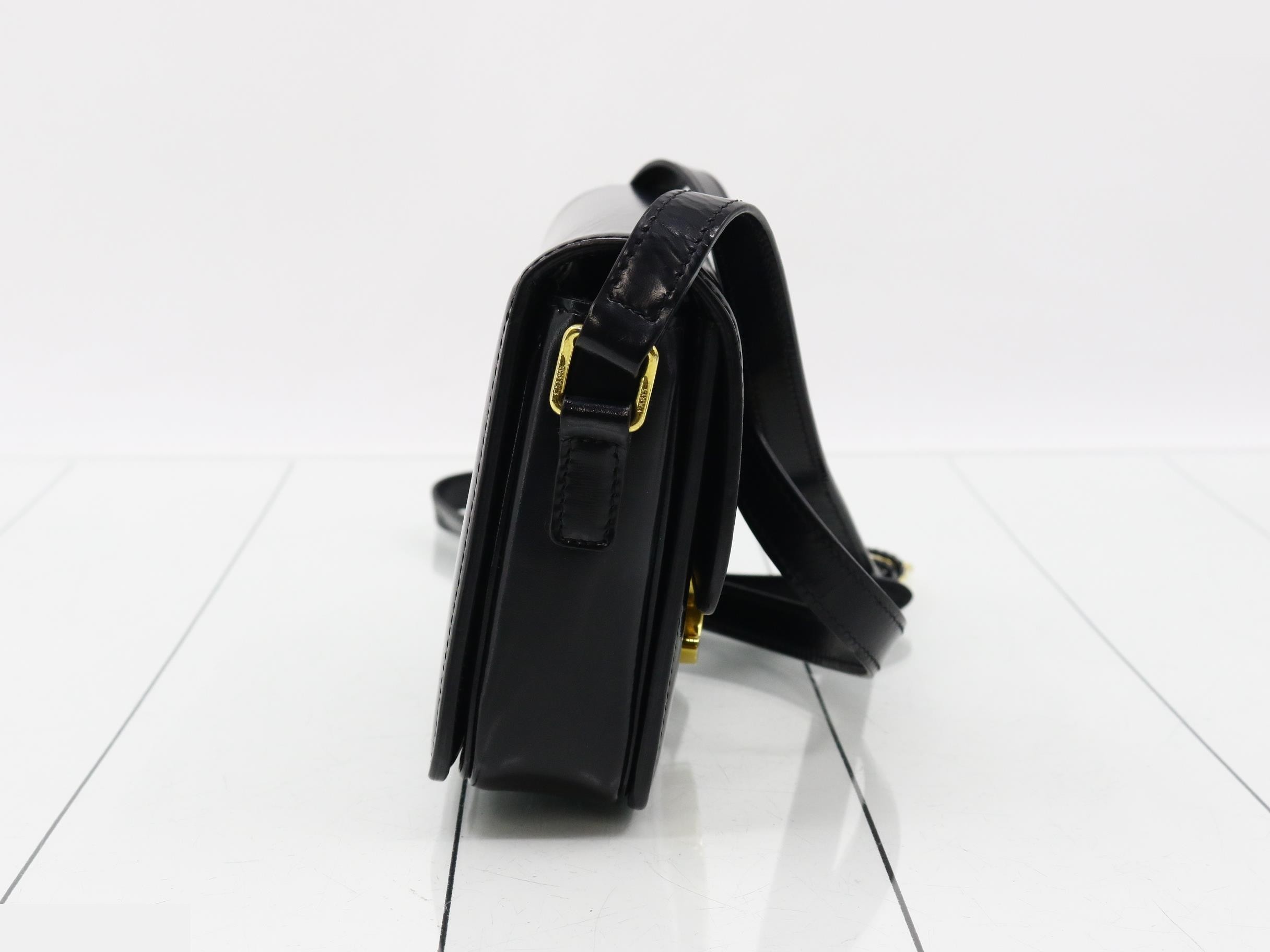 Teen Triomphe Leather Shoulder Bag, Black — view 4