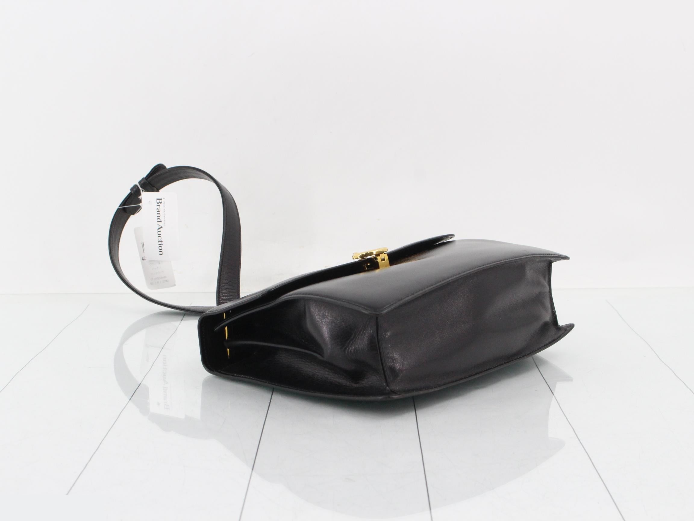Vintage handbag — view 5