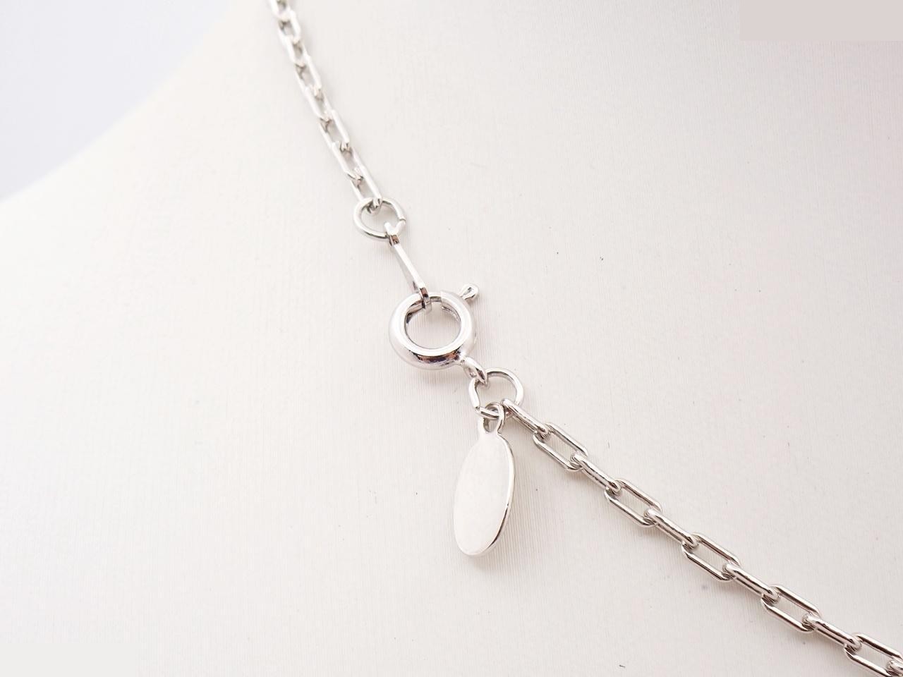 Other lines: Precious metal necklaces and pendants, total length approximately 36 cm. — view 2