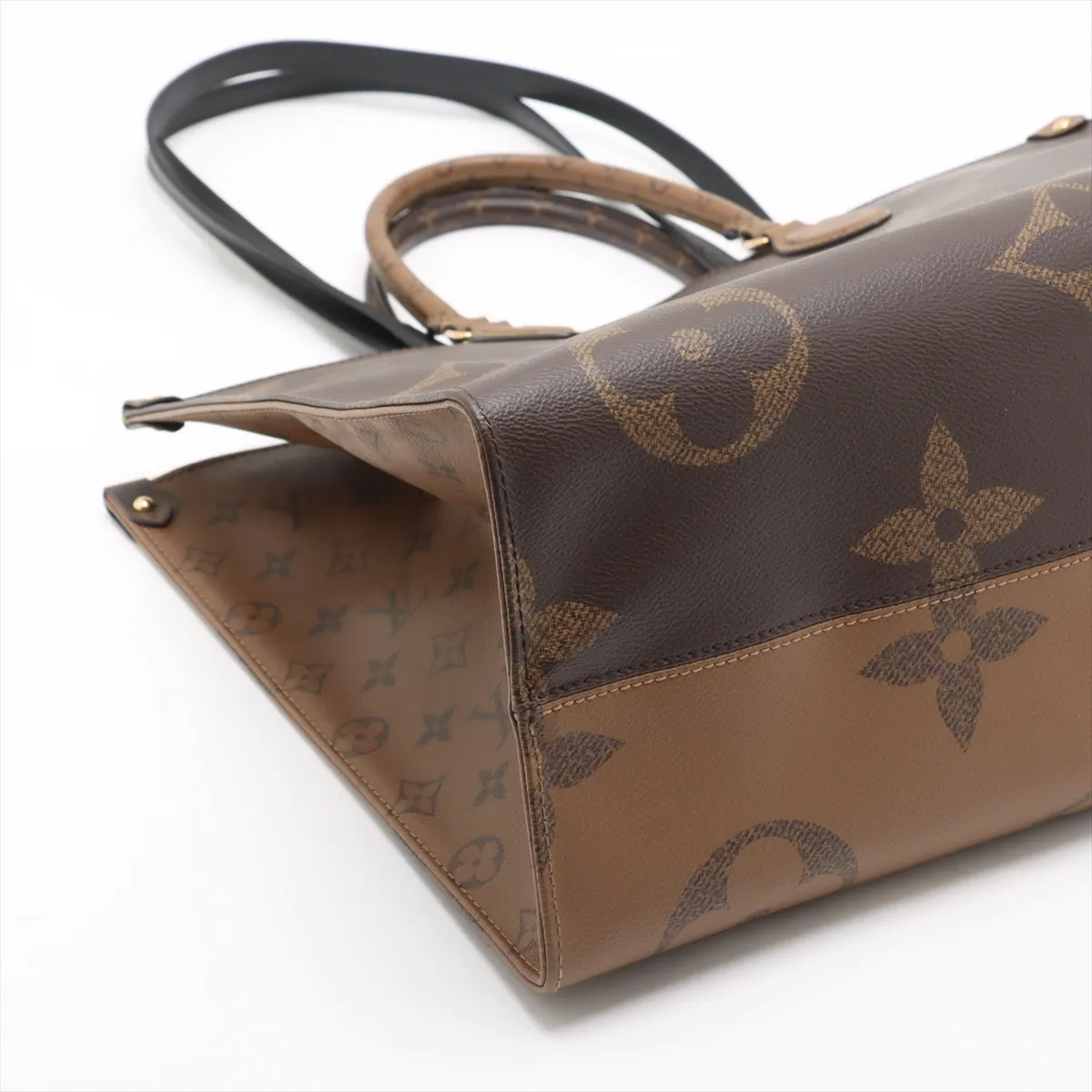 Giant Monogram Reverse On the Go GM M45320 Brown RFID reaction available — view 4