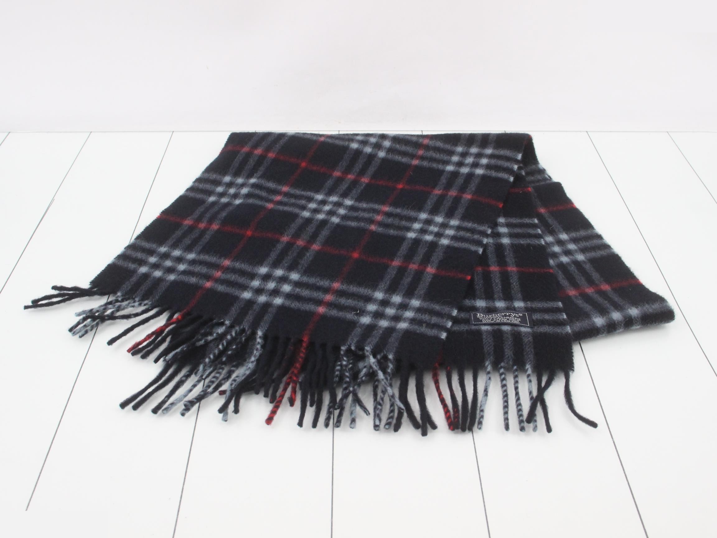 Other lines: Small items, accessories, and scarves — view 2