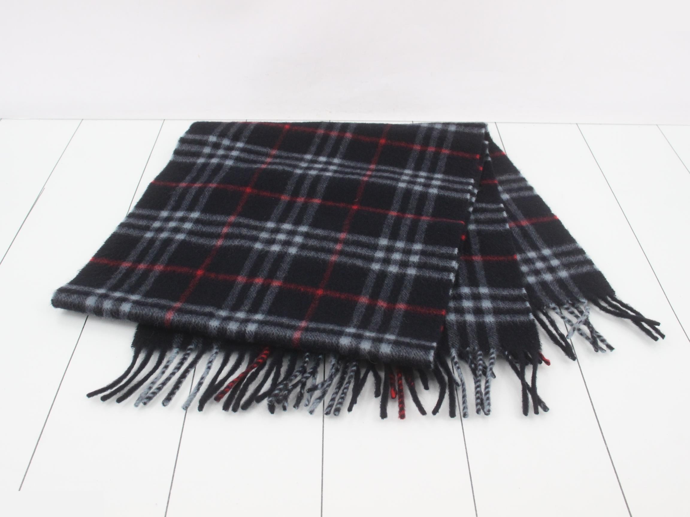 Other lines: Small items, accessories, and scarves — view 3