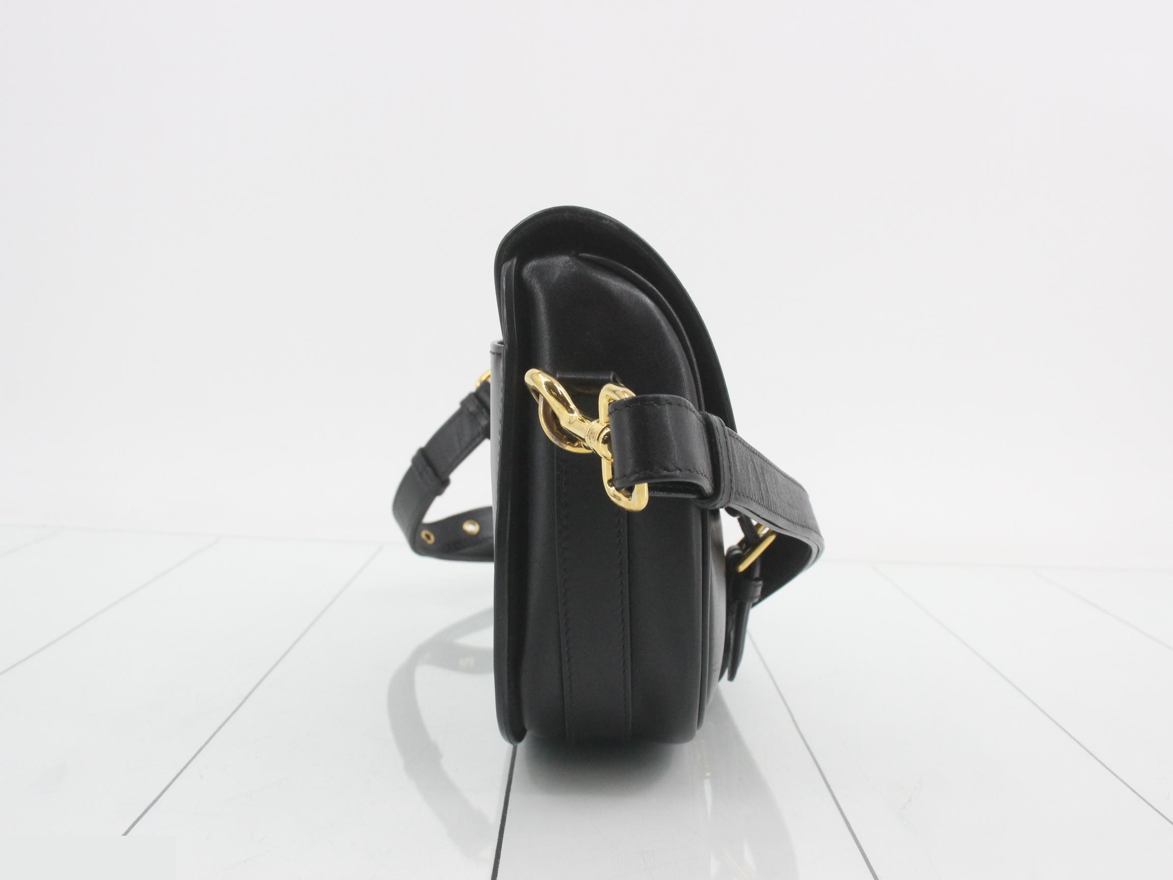 Bobby Medium Shoulder Bag — view 4