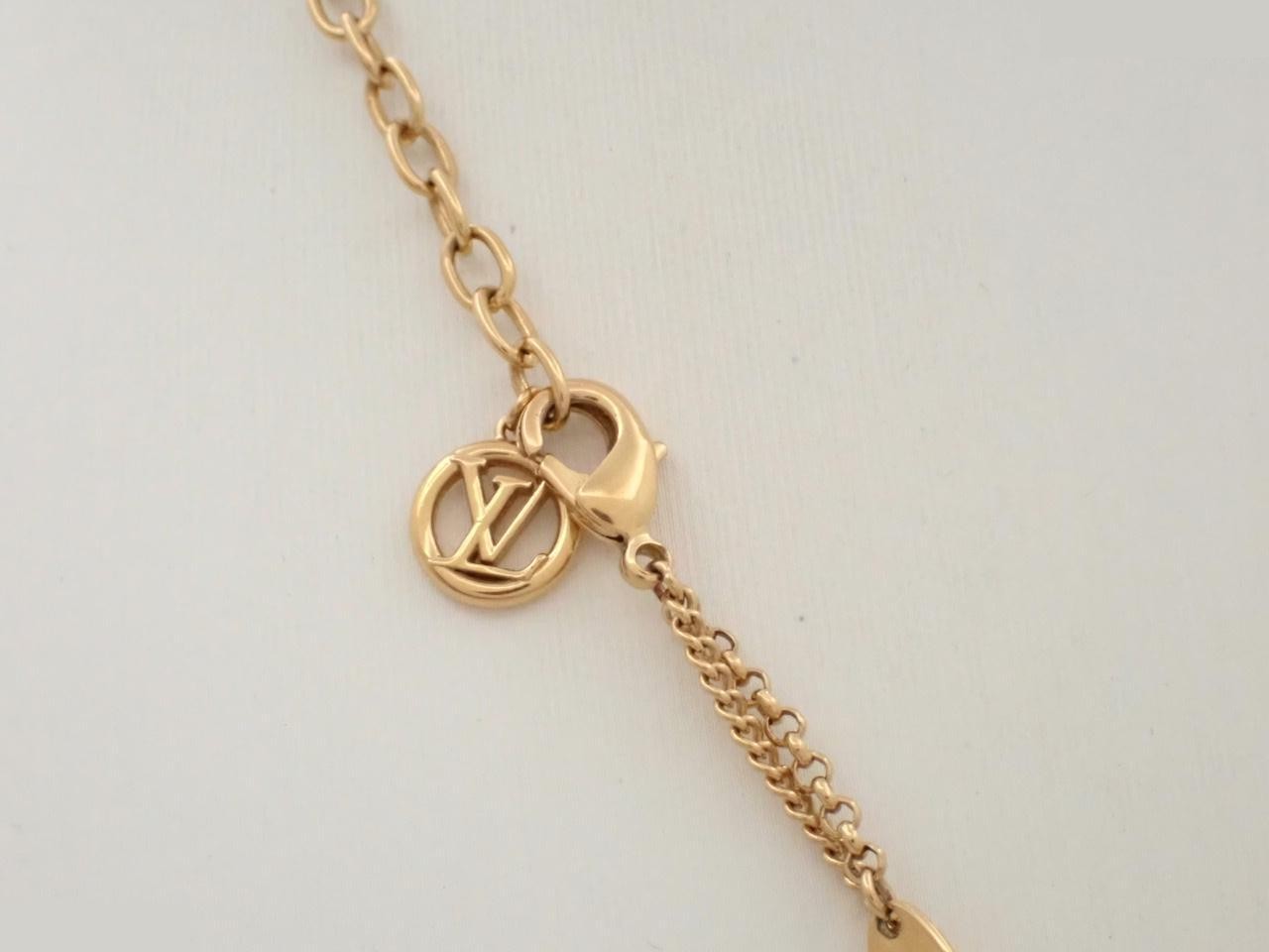 Gold padlock necklace, chain approximately 48cm long. — view 2