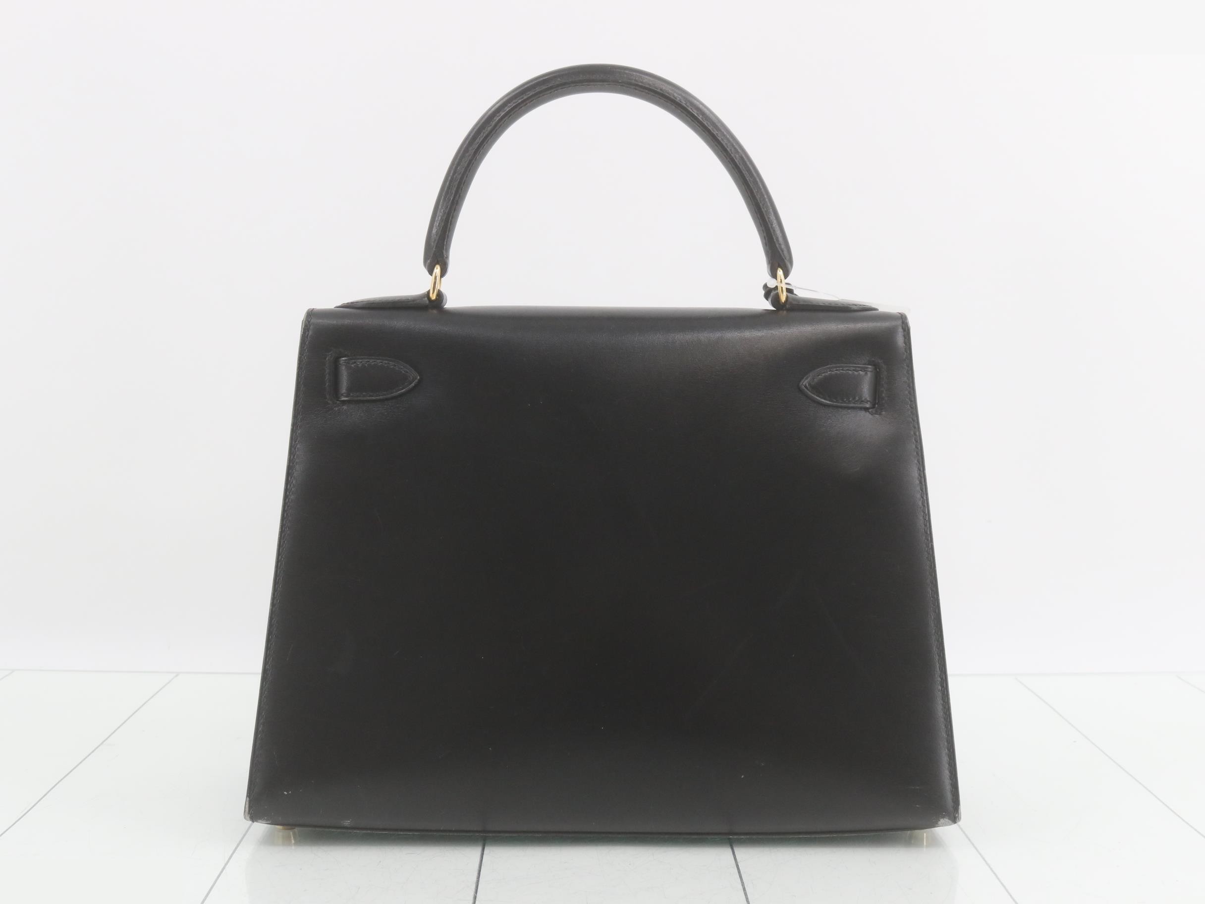 Kelly 28 Sellier Box Calf Black Gold Hardware A — view 3