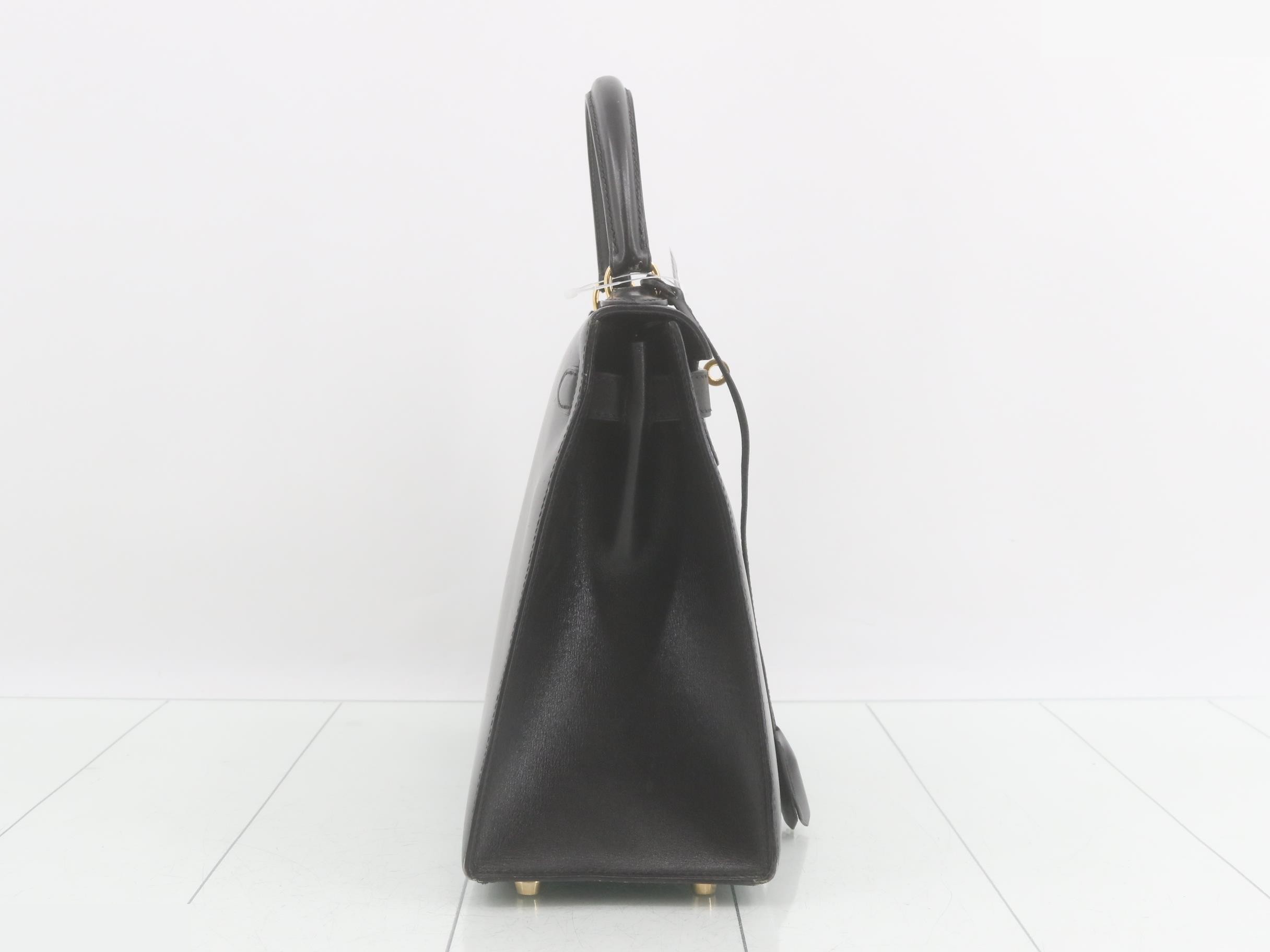 Kelly 28 Sellier Box Calf Black Gold Hardware A — view 5
