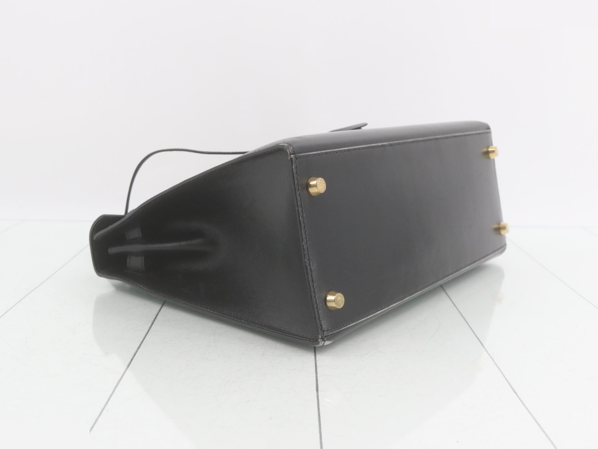 Kelly 28 Sellier Box Calf Black Gold Hardware A — view 6