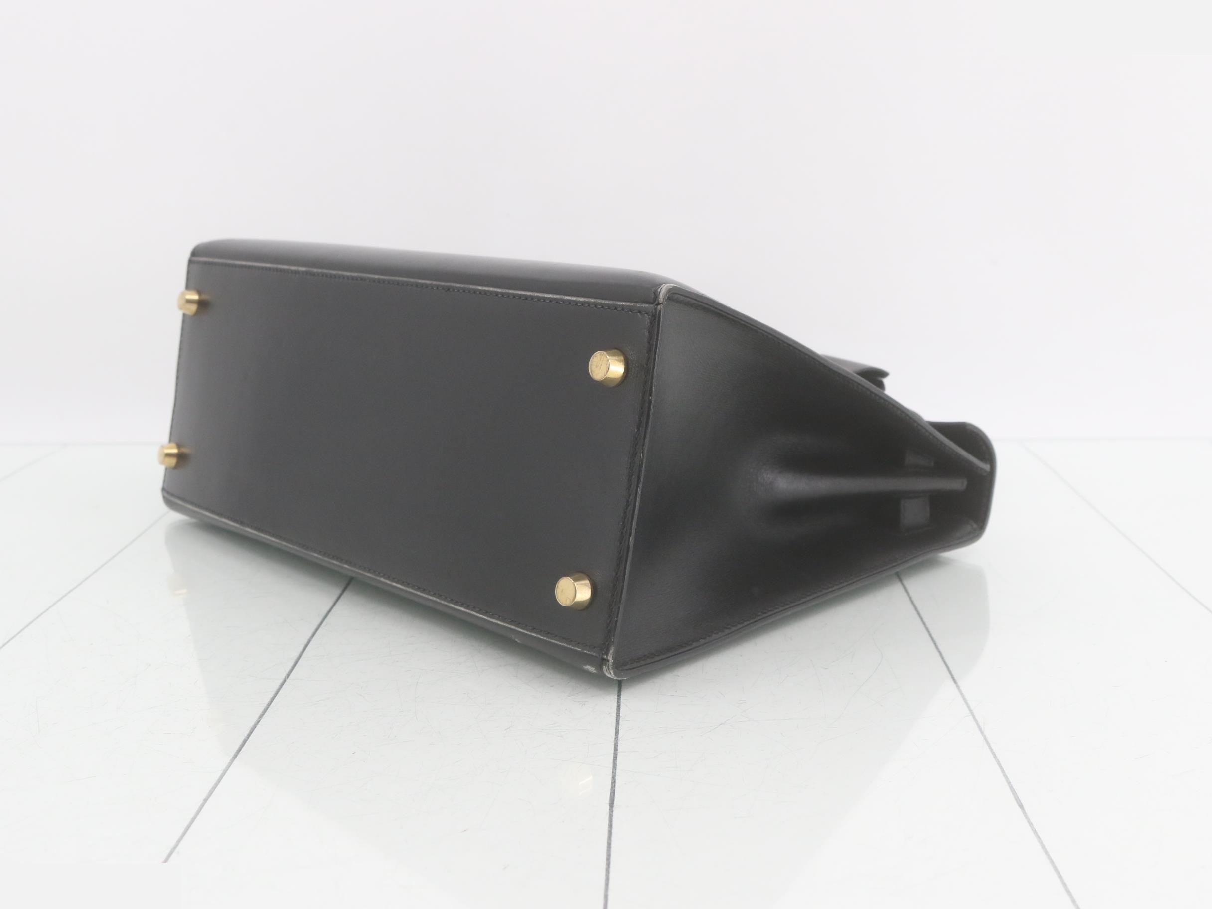Kelly 28 Sellier Box Calf Black Gold Hardware A — view 7