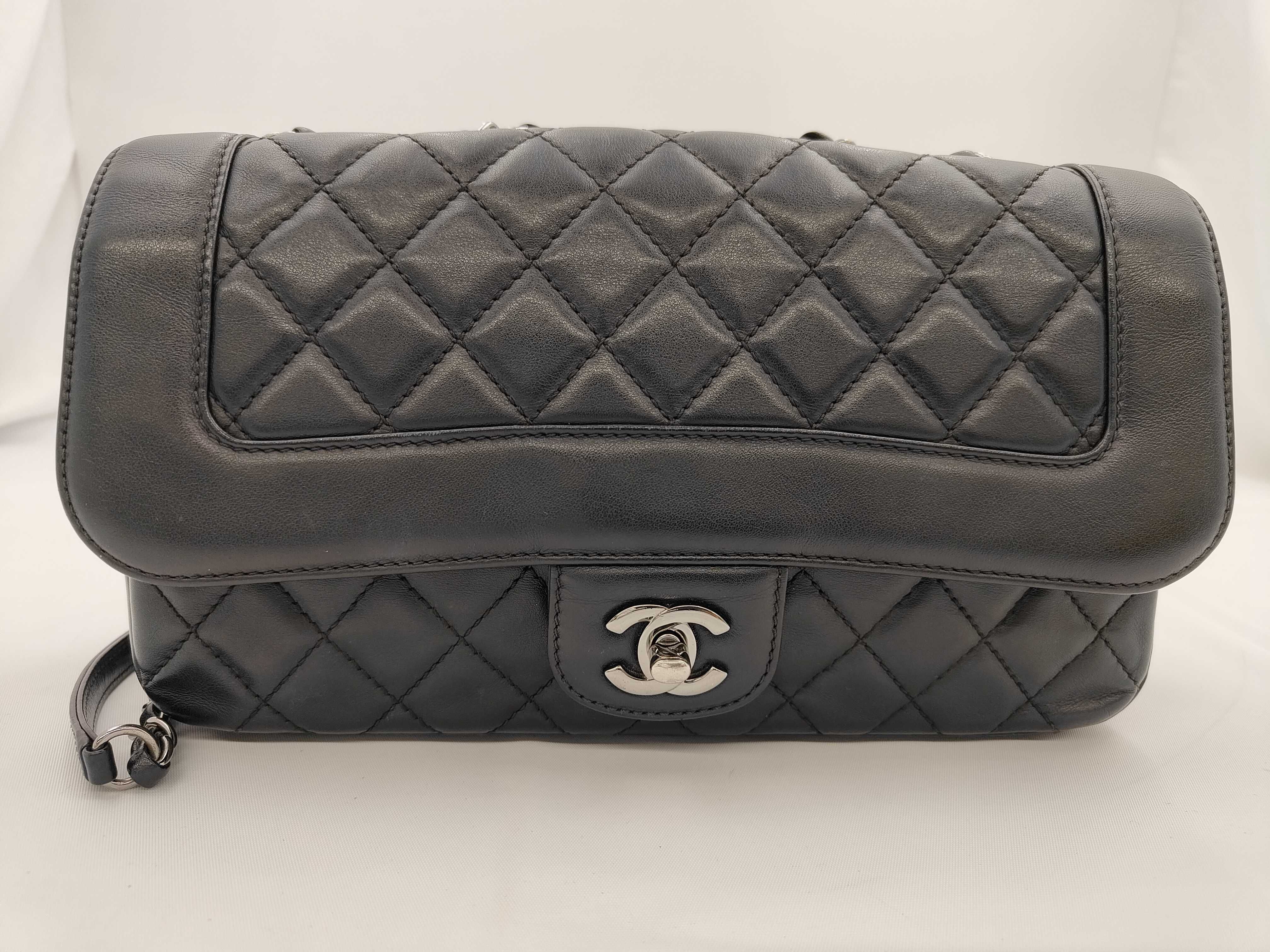 Coco Mark Chain Shoulder Bag, Calfskin, Black, SS Shoulder Bag