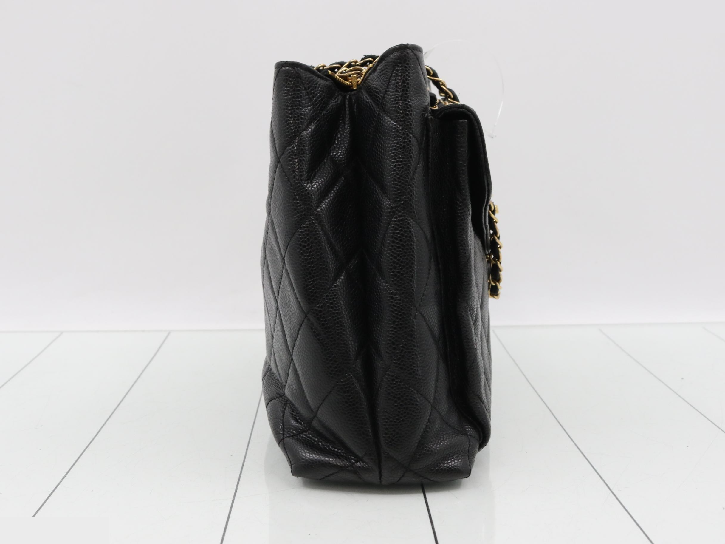 Caviar shoulder bag, with sticker. — view 4