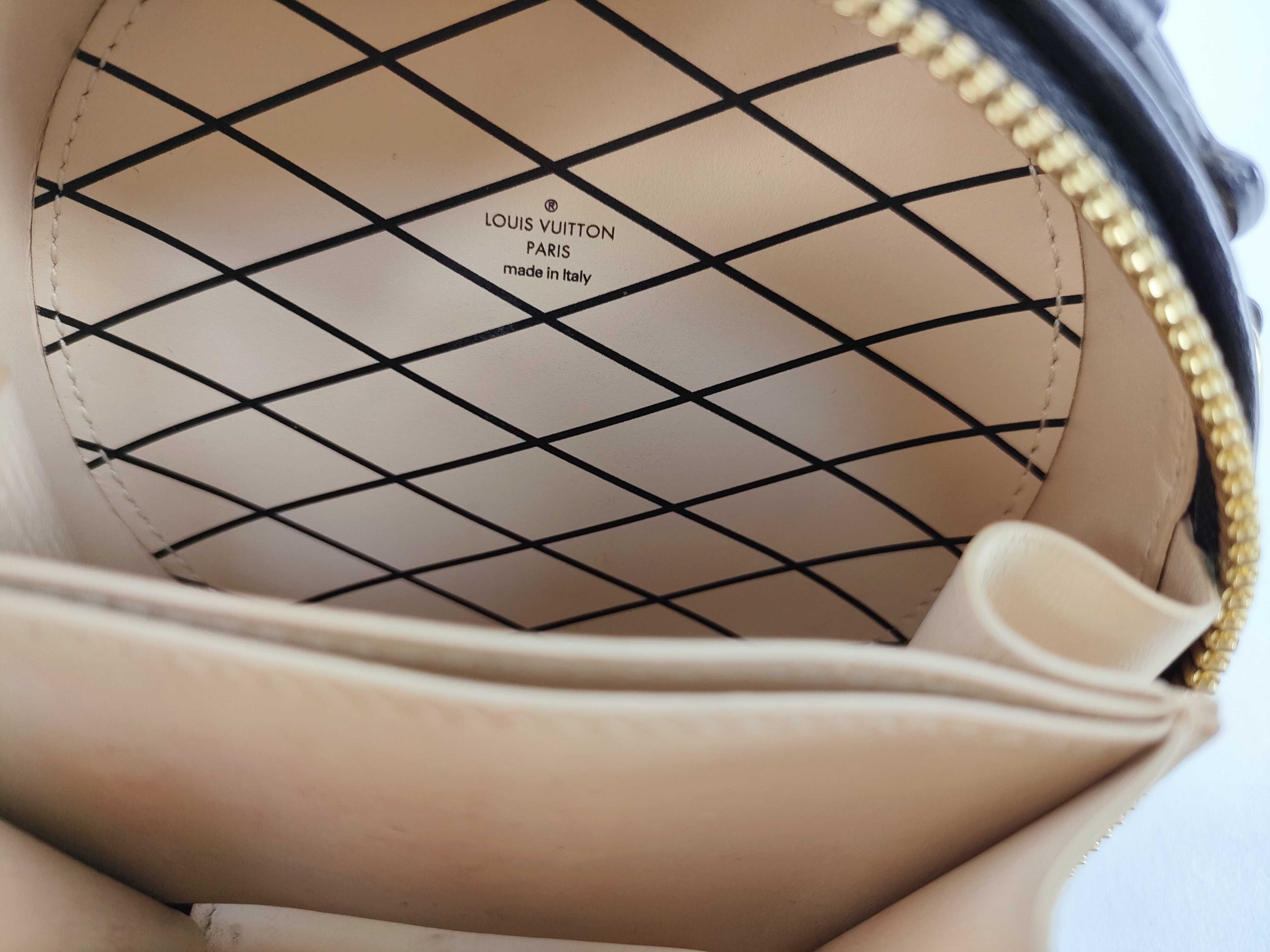 Monogram Louis Vuitton Shoulder Bag — view 11