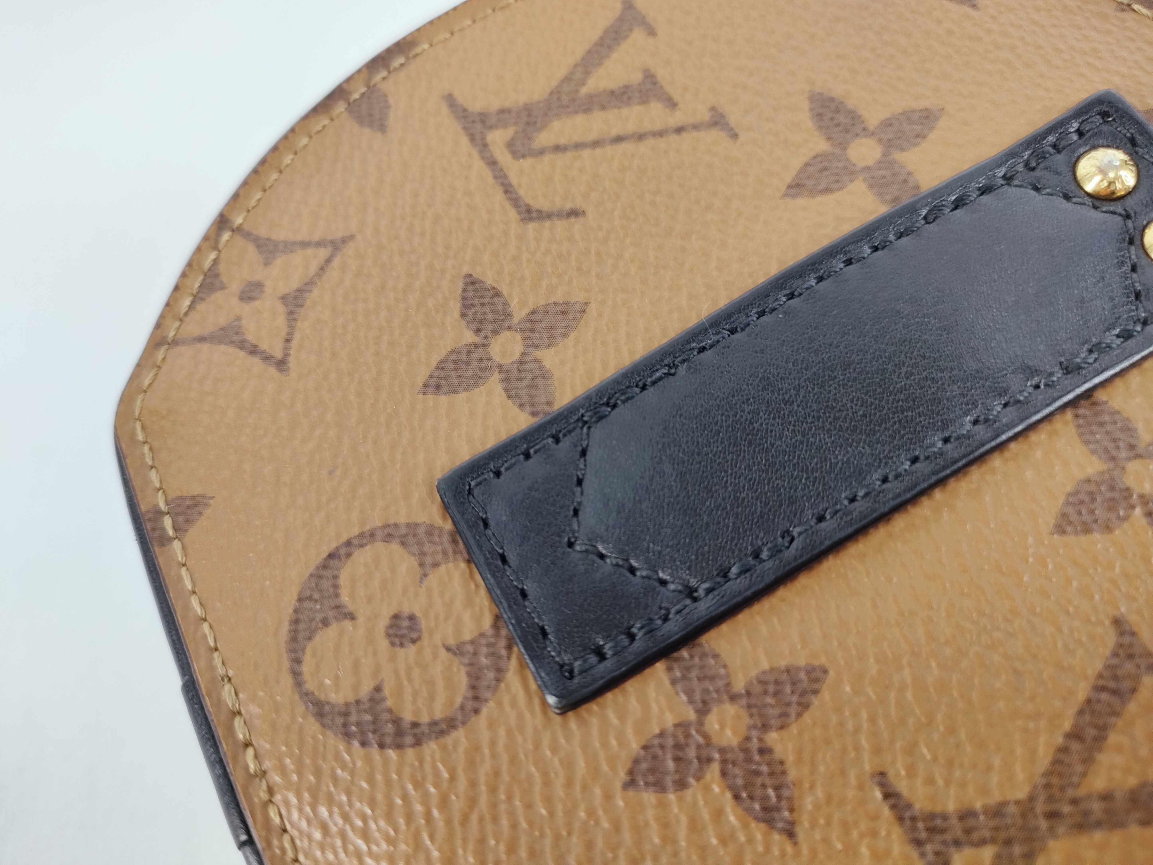 Monogram Louis Vuitton Shoulder Bag — view 12