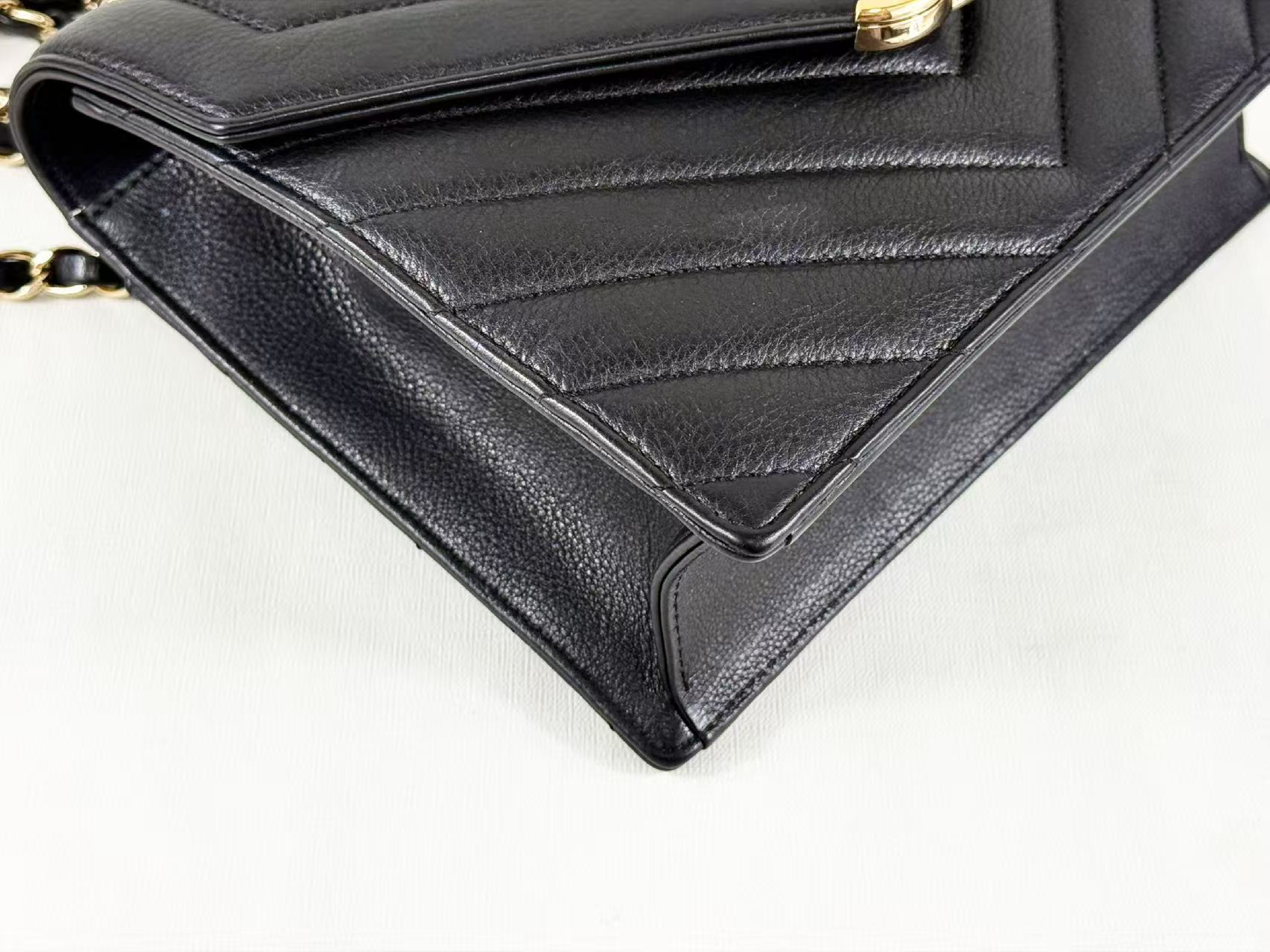 Black Chevron Shoulder Bag, W21/H17/D7cm (approx.), serial number in the 27 range. Includes dust bag, authenticity card, and seal. Gold hardware. Item number 27168293. — view 9