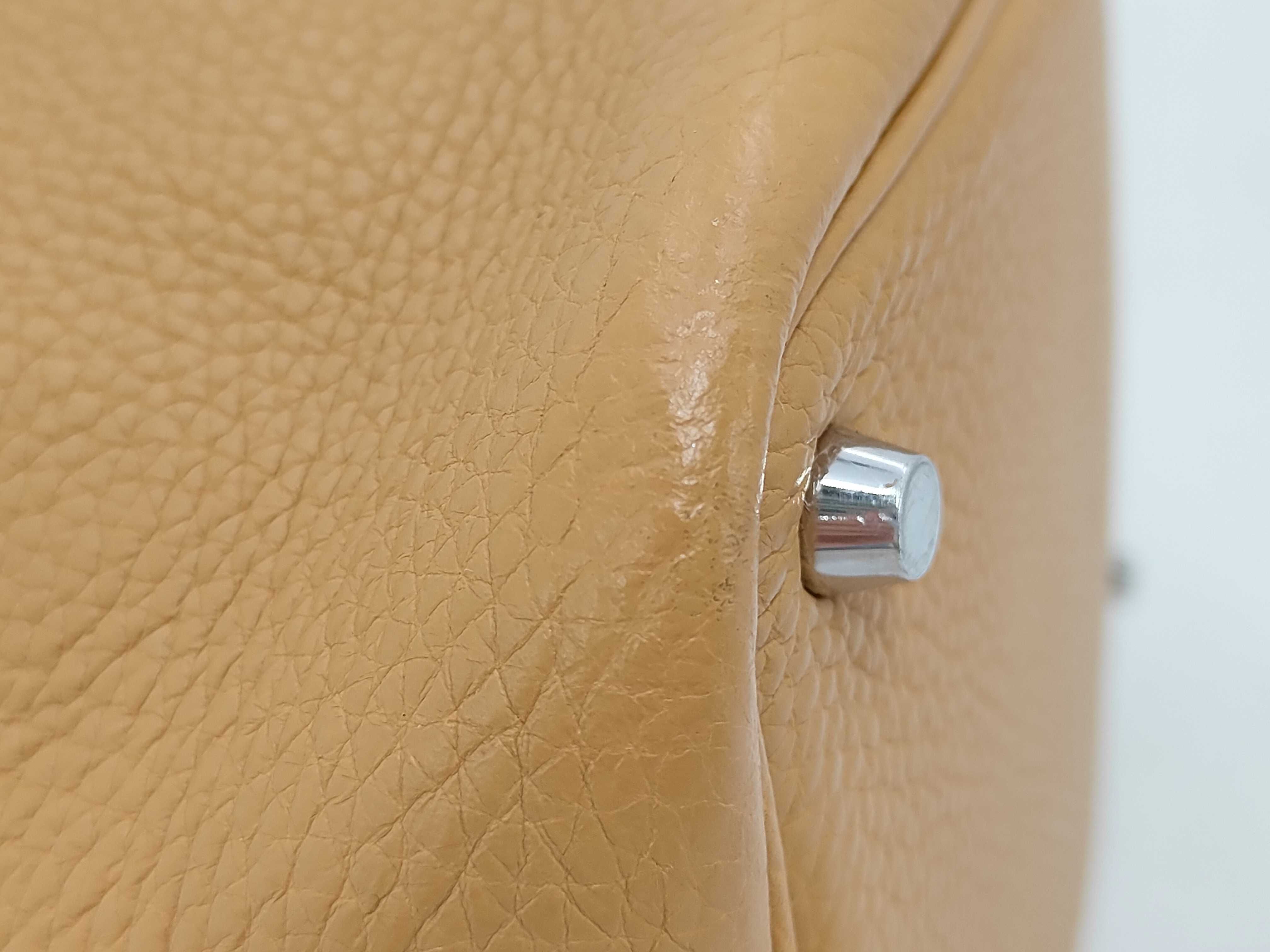 handbag — view 4