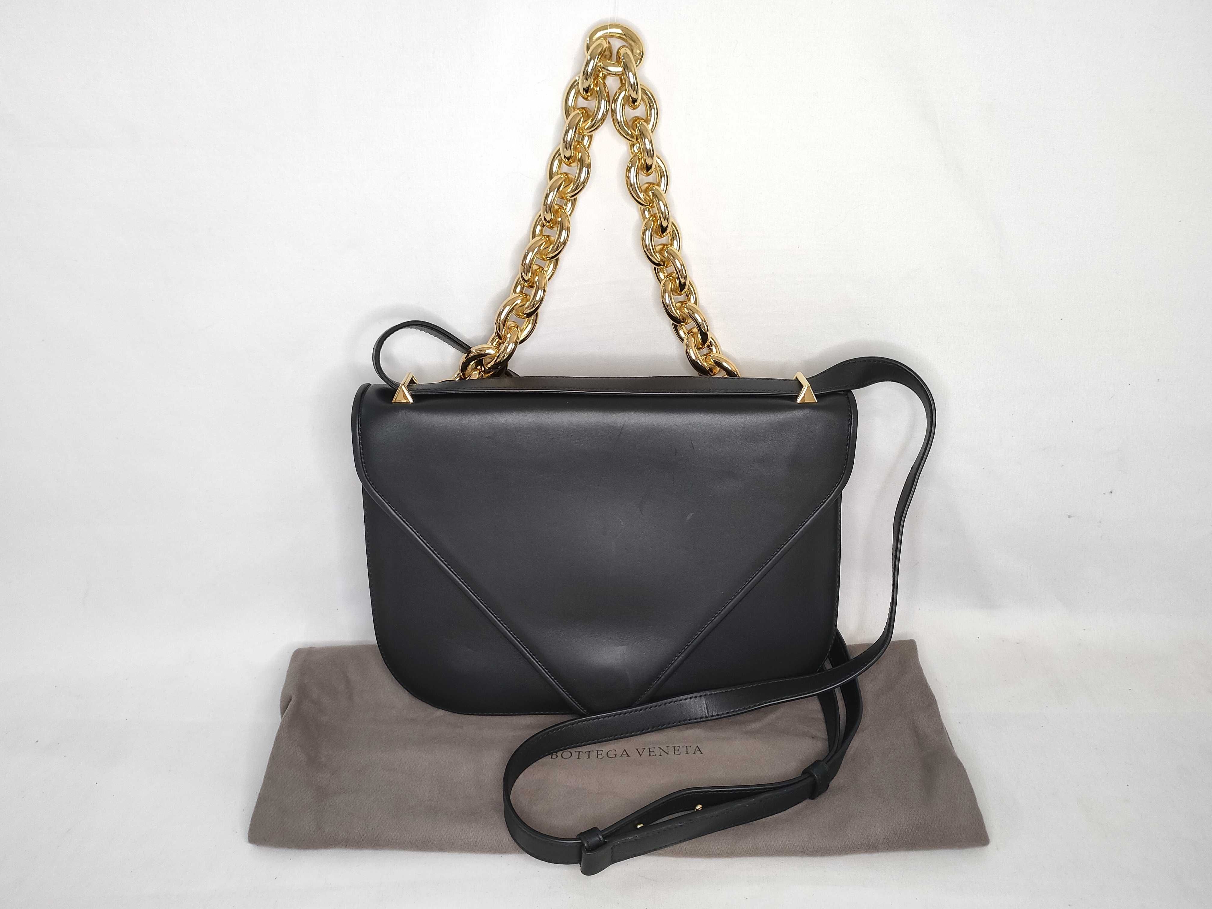 Mount Shoulder Bag Handbag