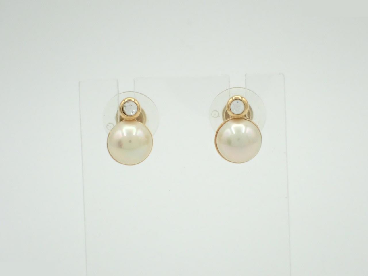Other lines: Precious metals and earrings