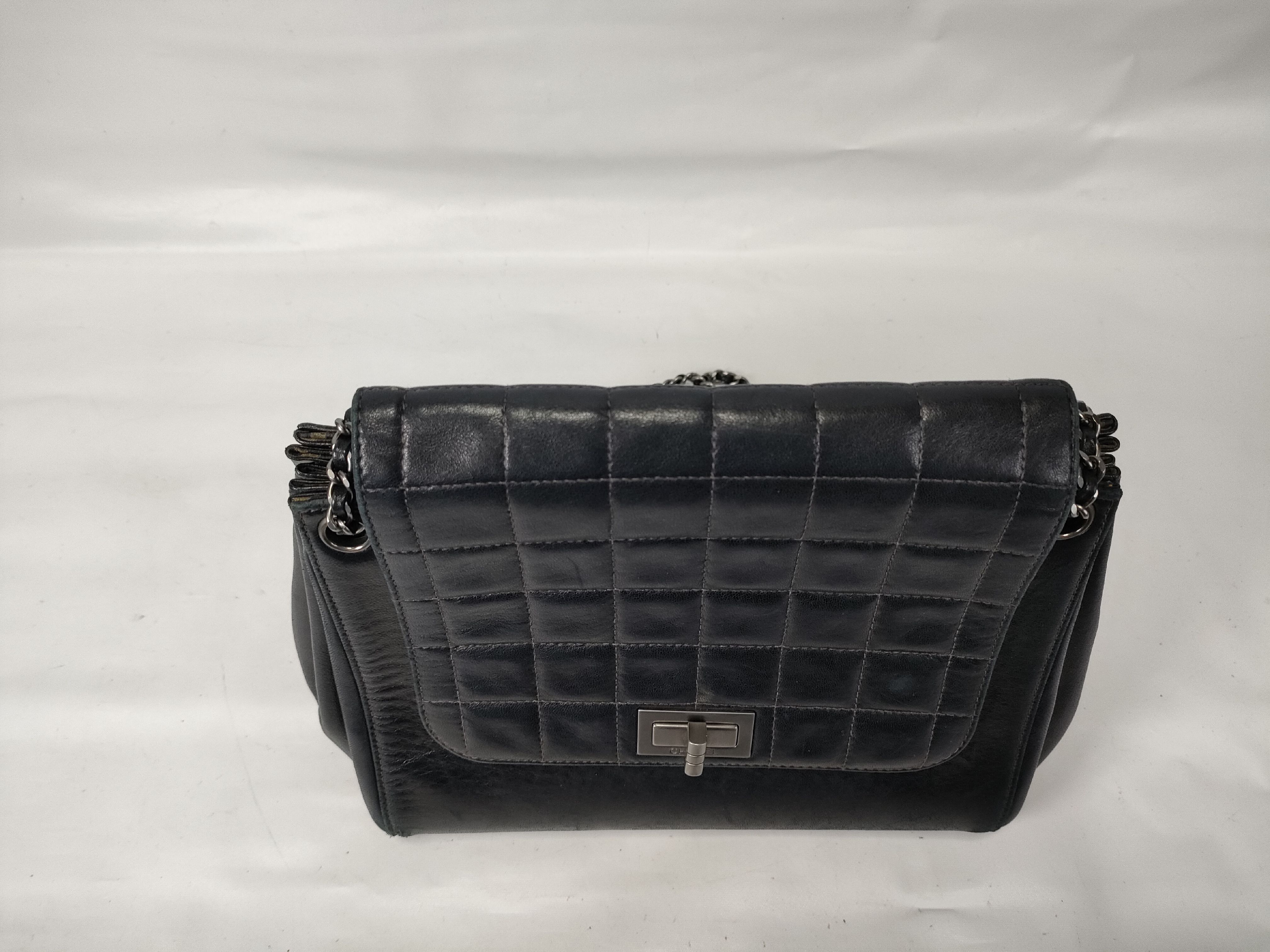 Chocolate Bar 2.55 Chain Shoulder Bag — view 8