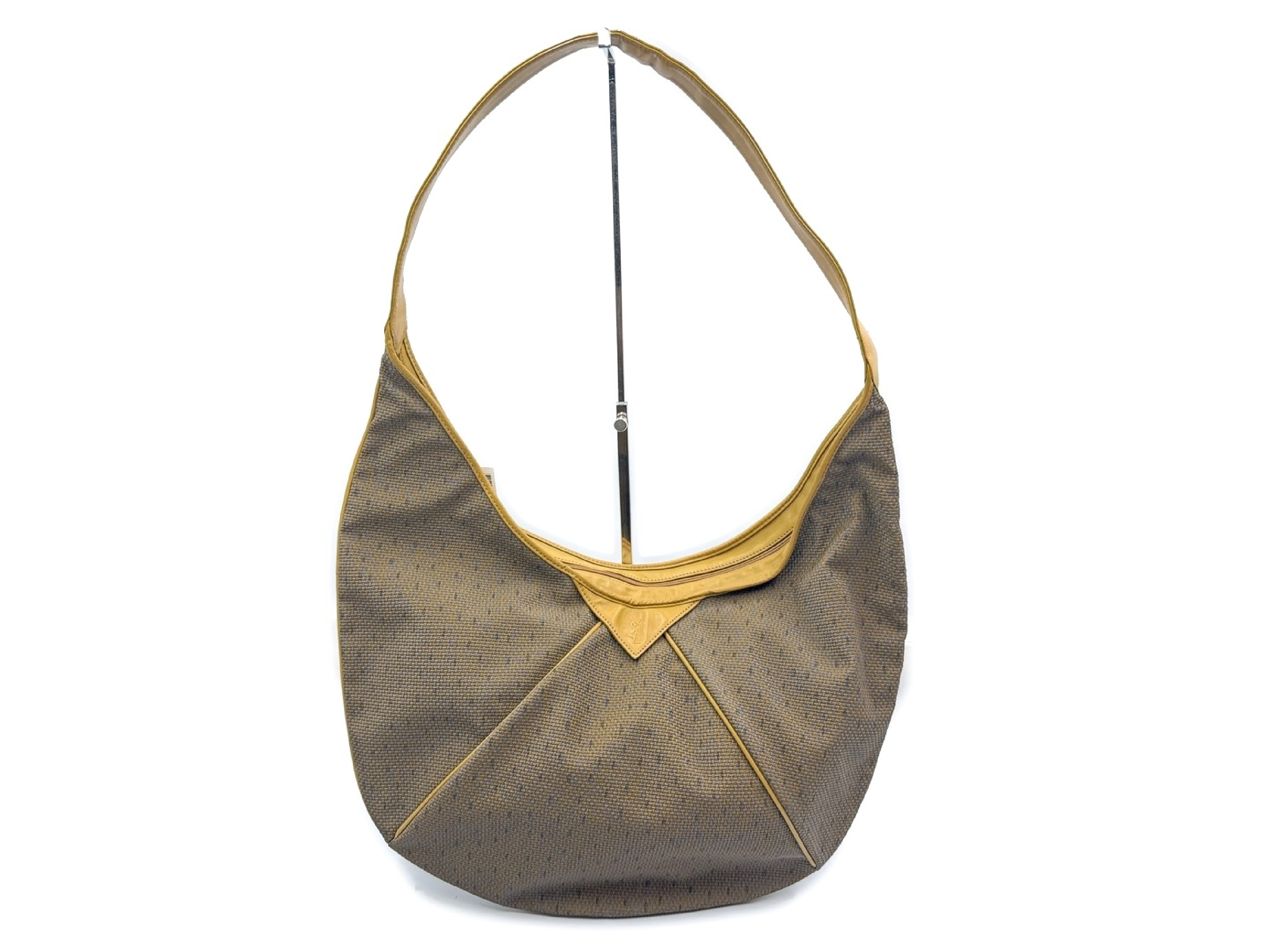 logo leather shoulder bag