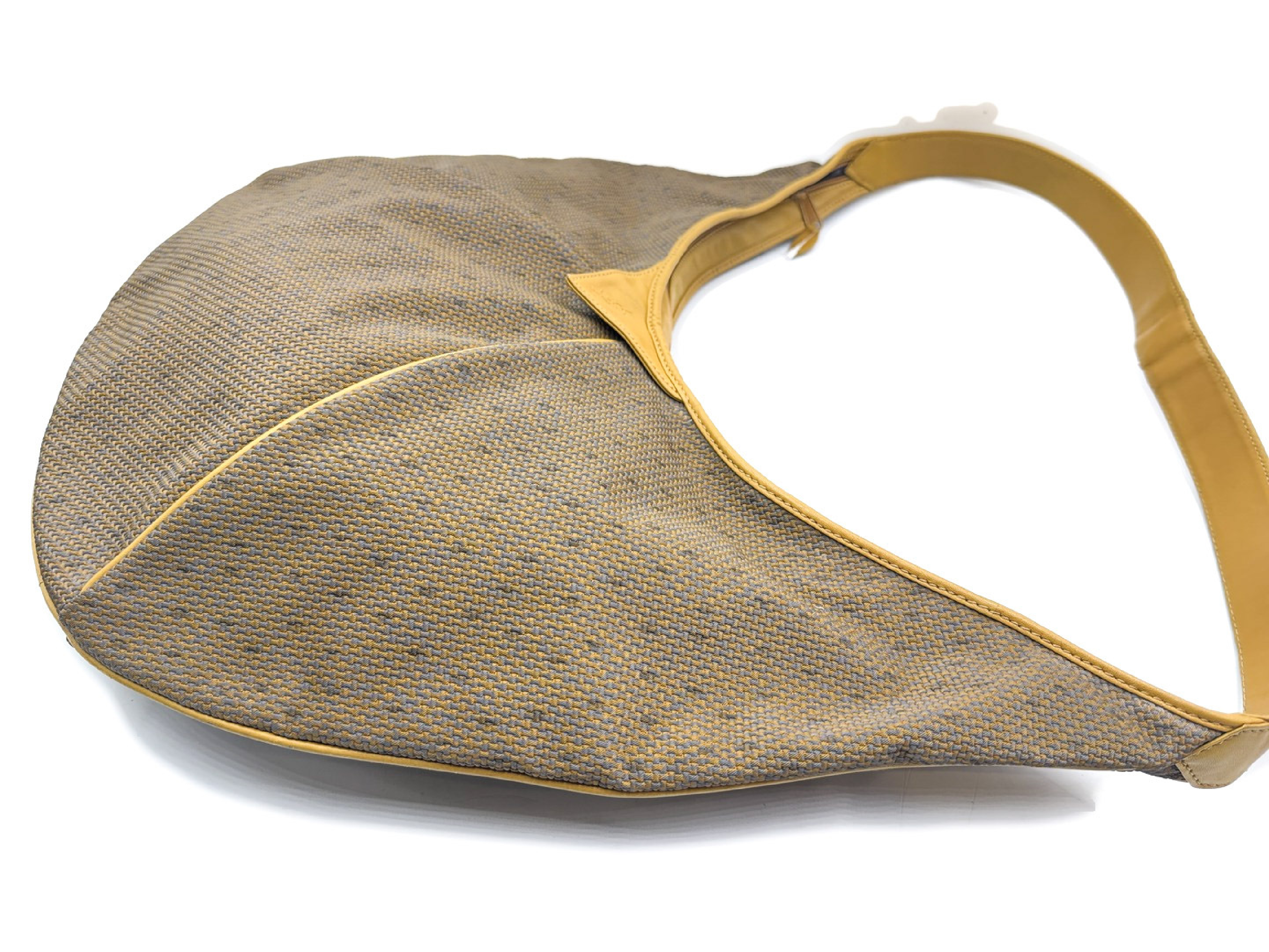 logo leather shoulder bag — view 5