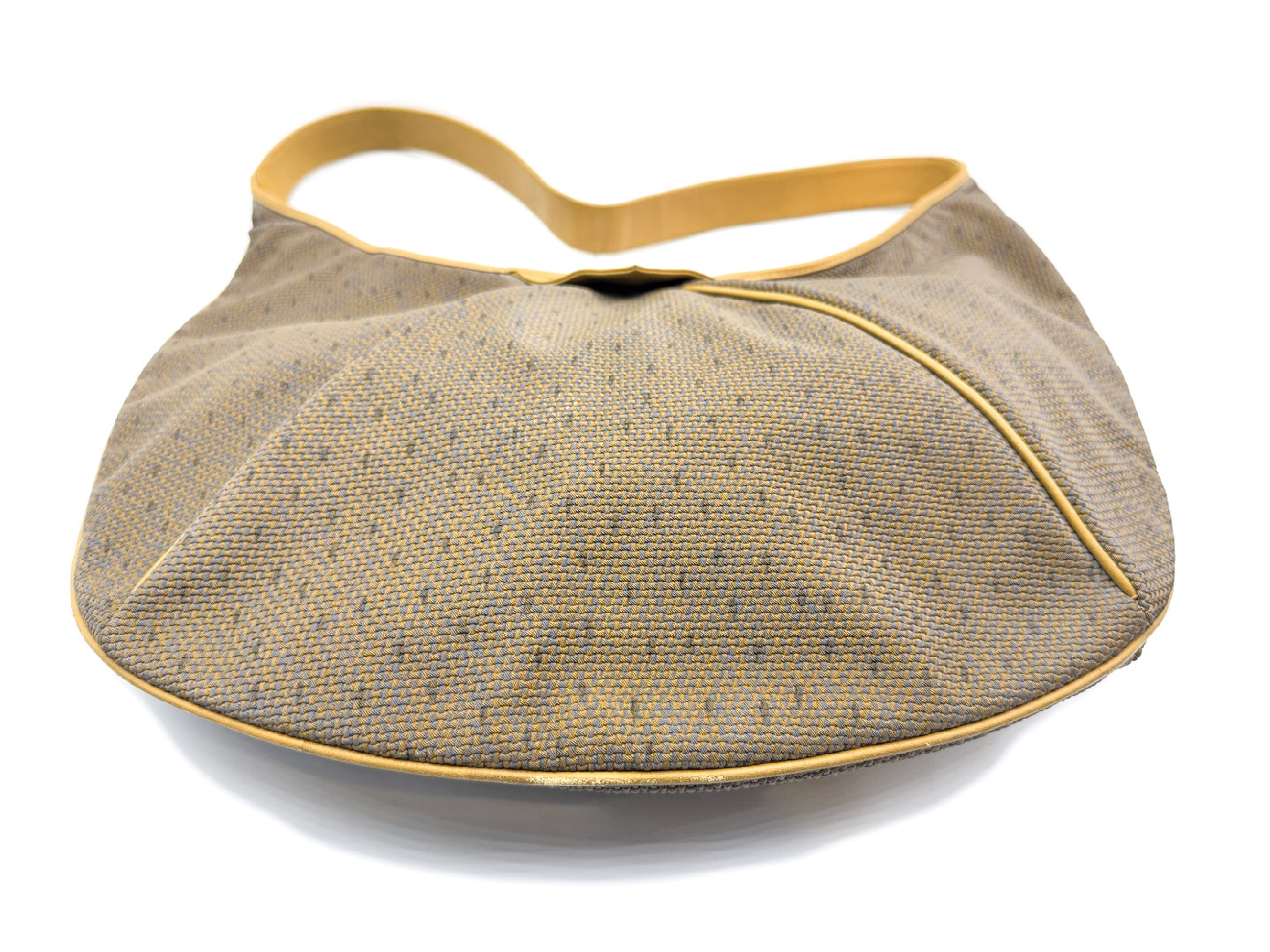 logo leather shoulder bag — view 8