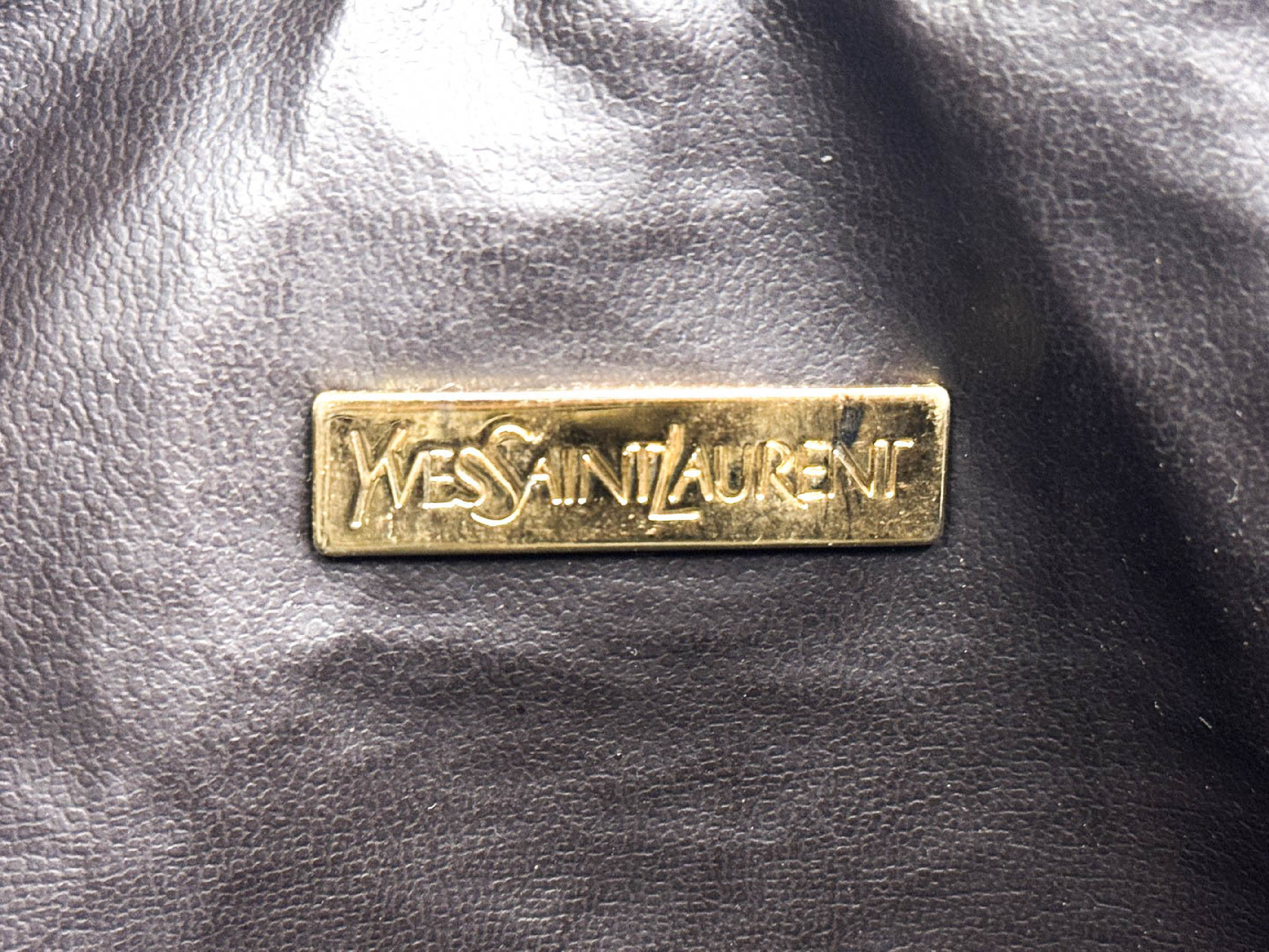 logo leather shoulder bag — view 10