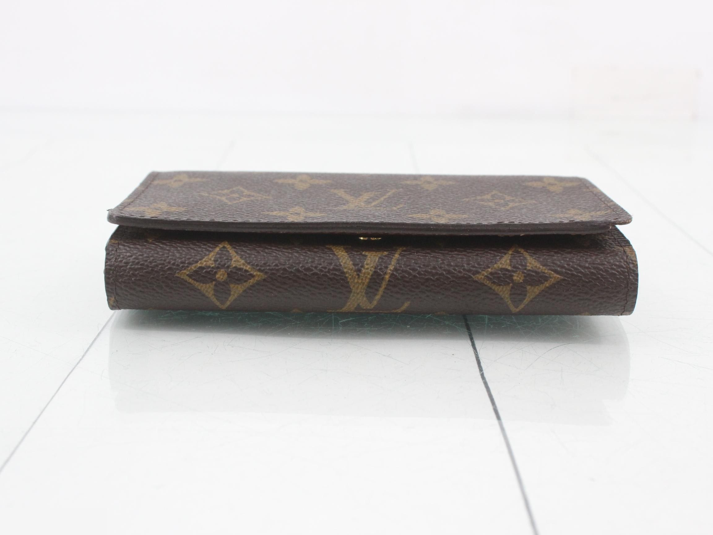 Portefeuille Trésor Monogram M61730, with box and dust bag. — view 3