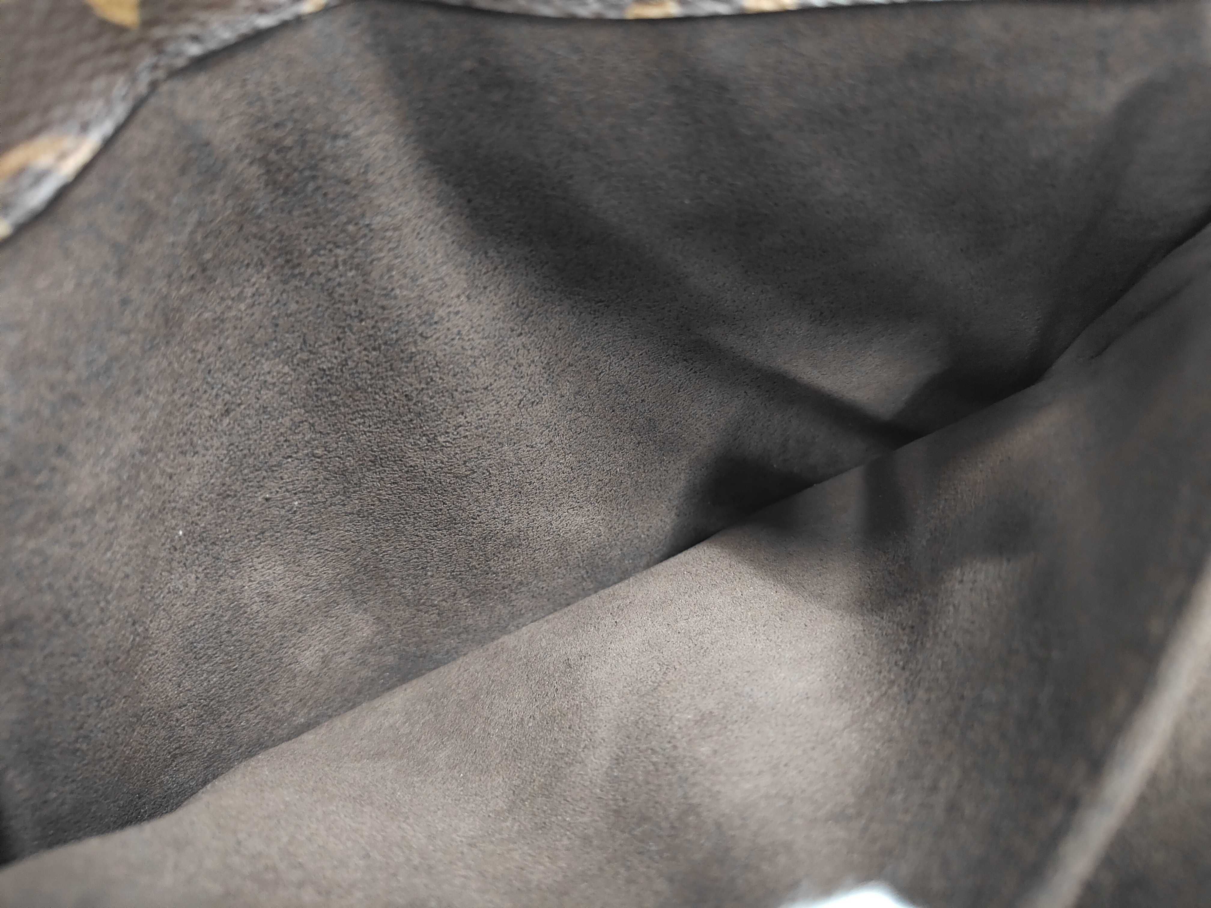 Monogram Pochette Metis MM M44875/DU2109 Handbag — view 13