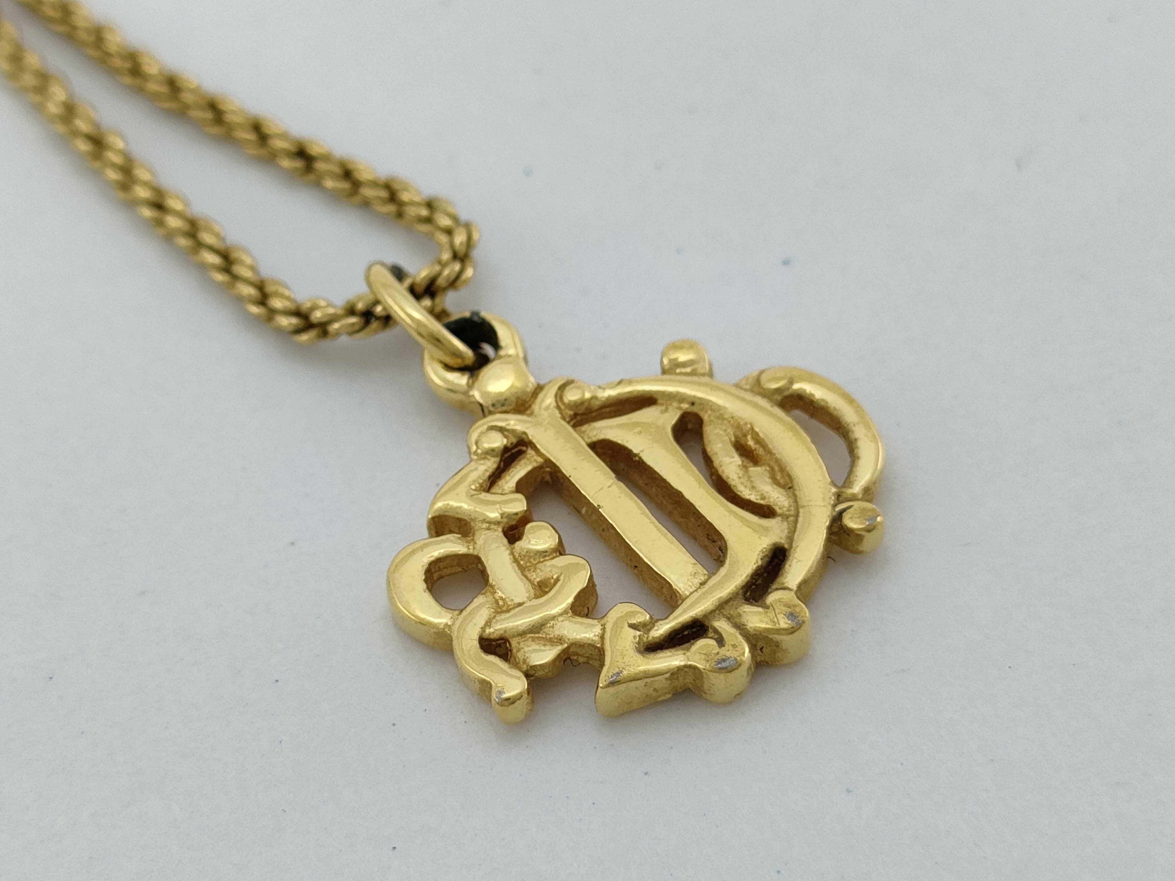 emblem necklace — view 10