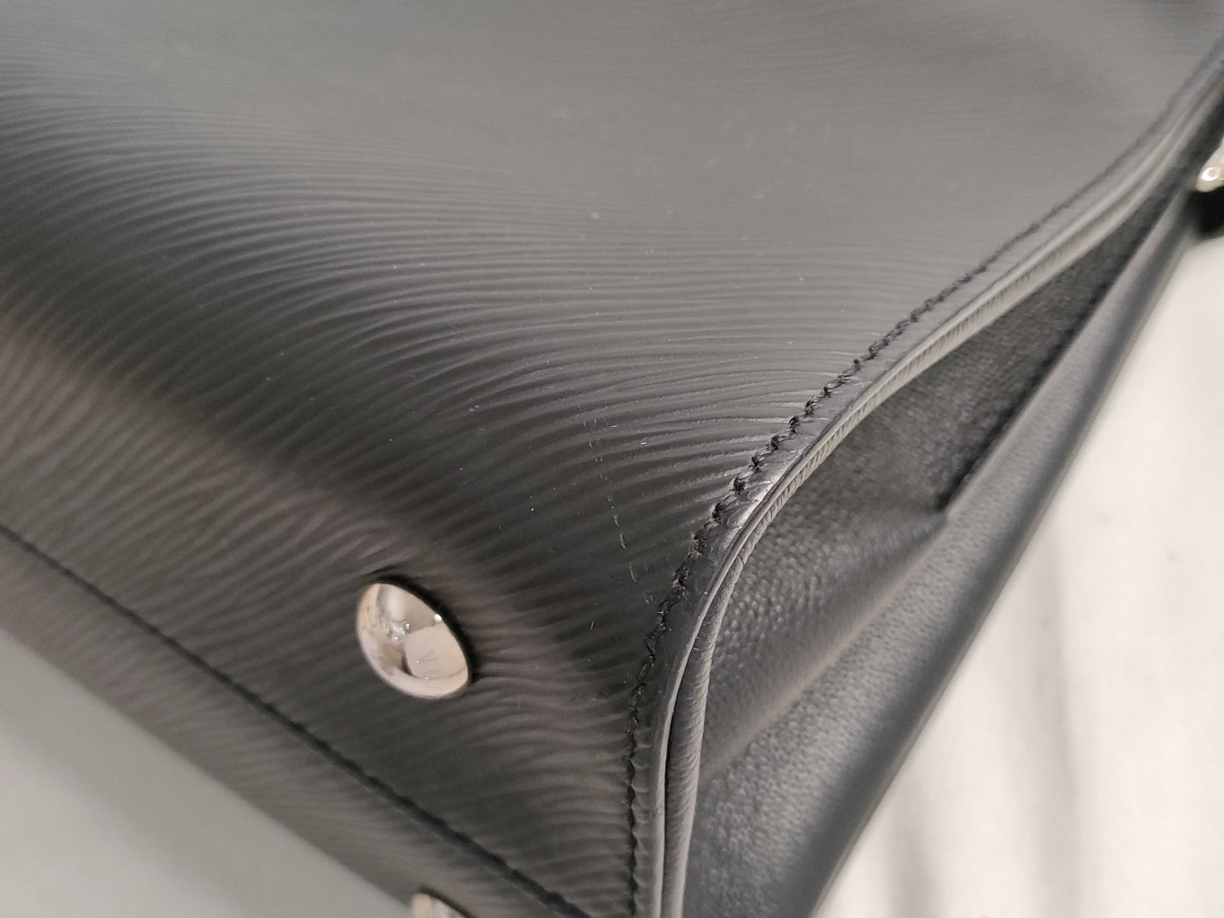 Epi Twist Handbag — view 7