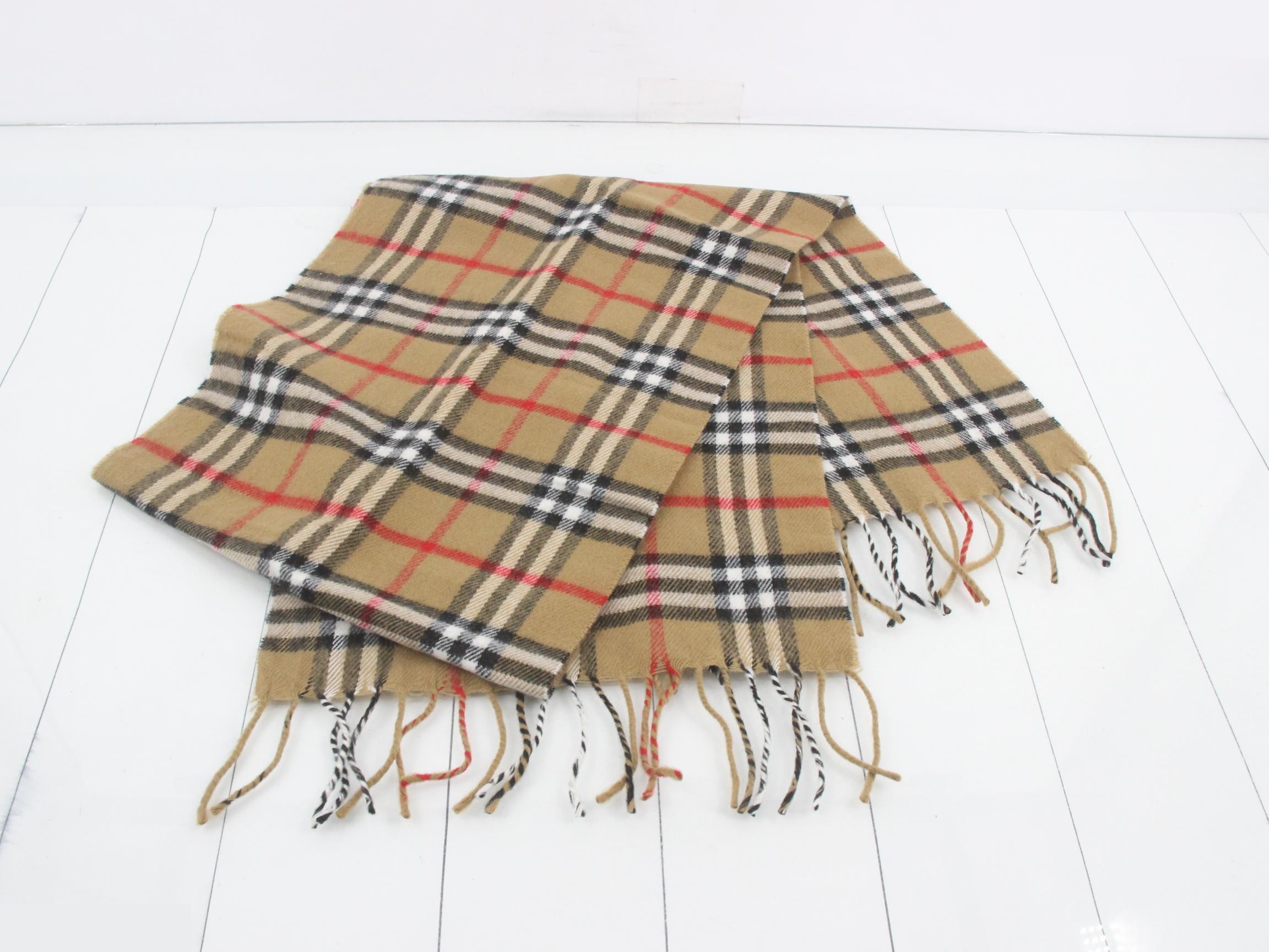Other lines: Small items, accessories, and scarves — view 3