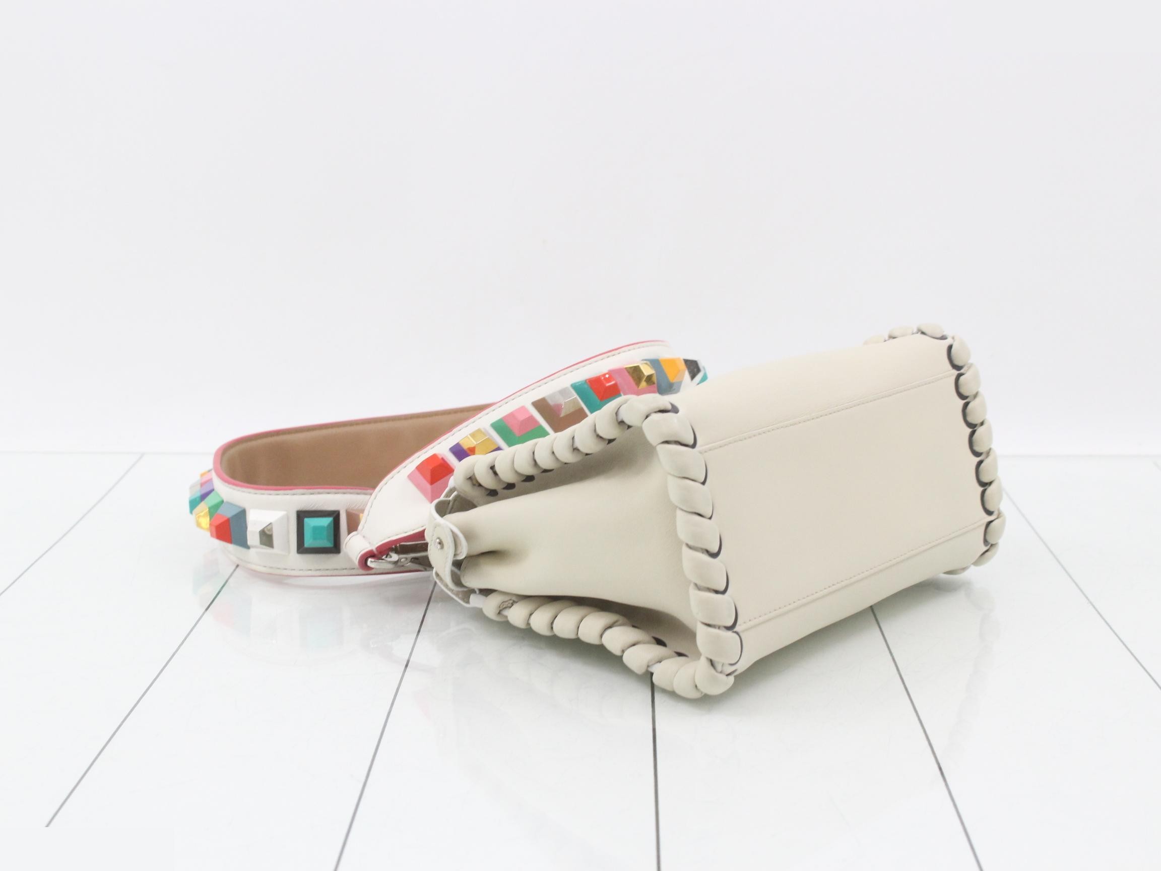 Peekaboo White — view 5