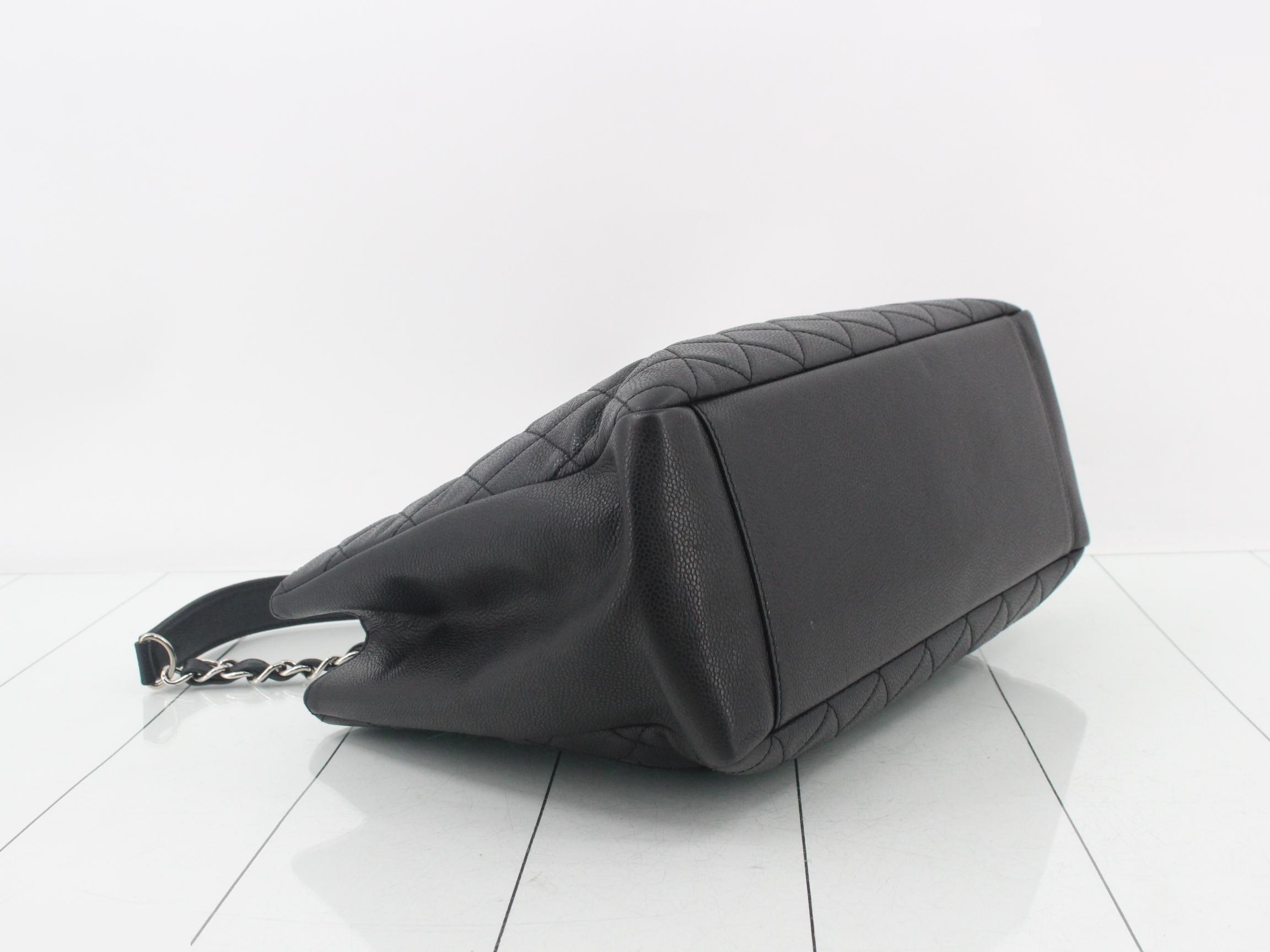 Caviar Skin Chain Tote Bag — view 5