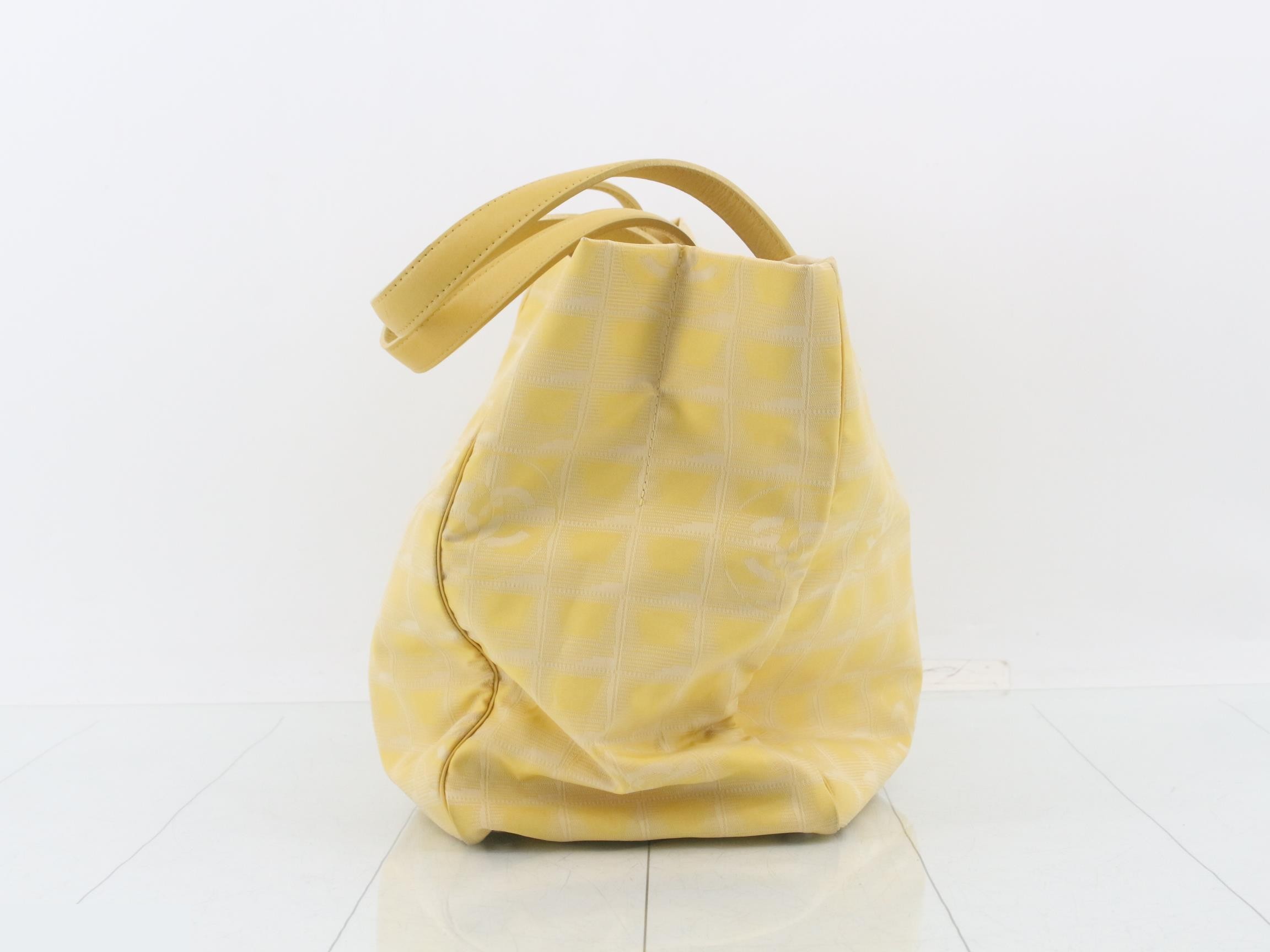 New Travel Line Tote Bag, Unit #7 — view 4