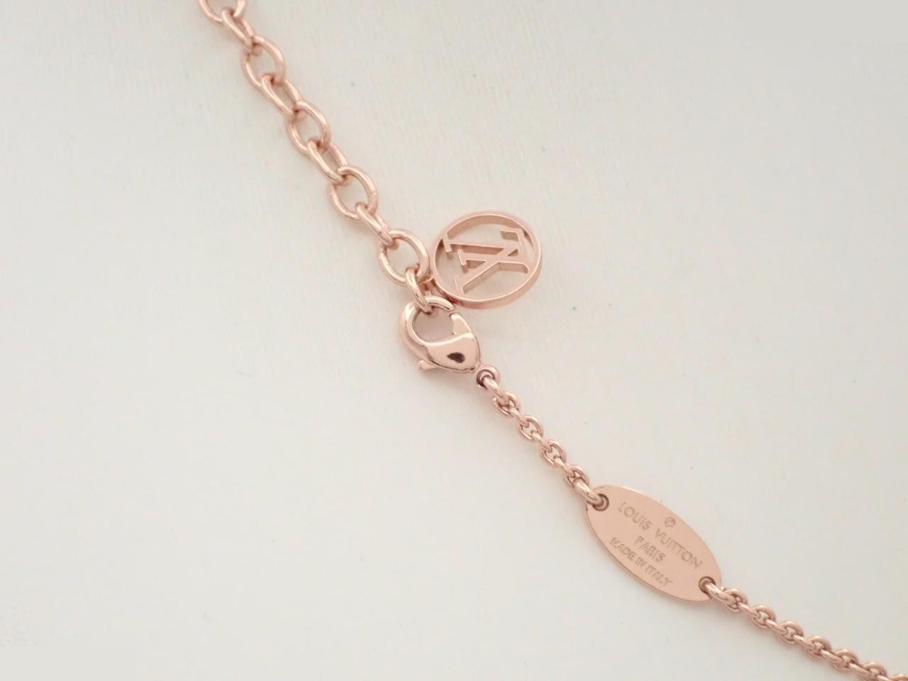 LV Essential V Necklace with Strass - Chain approx. 44cm — view 2