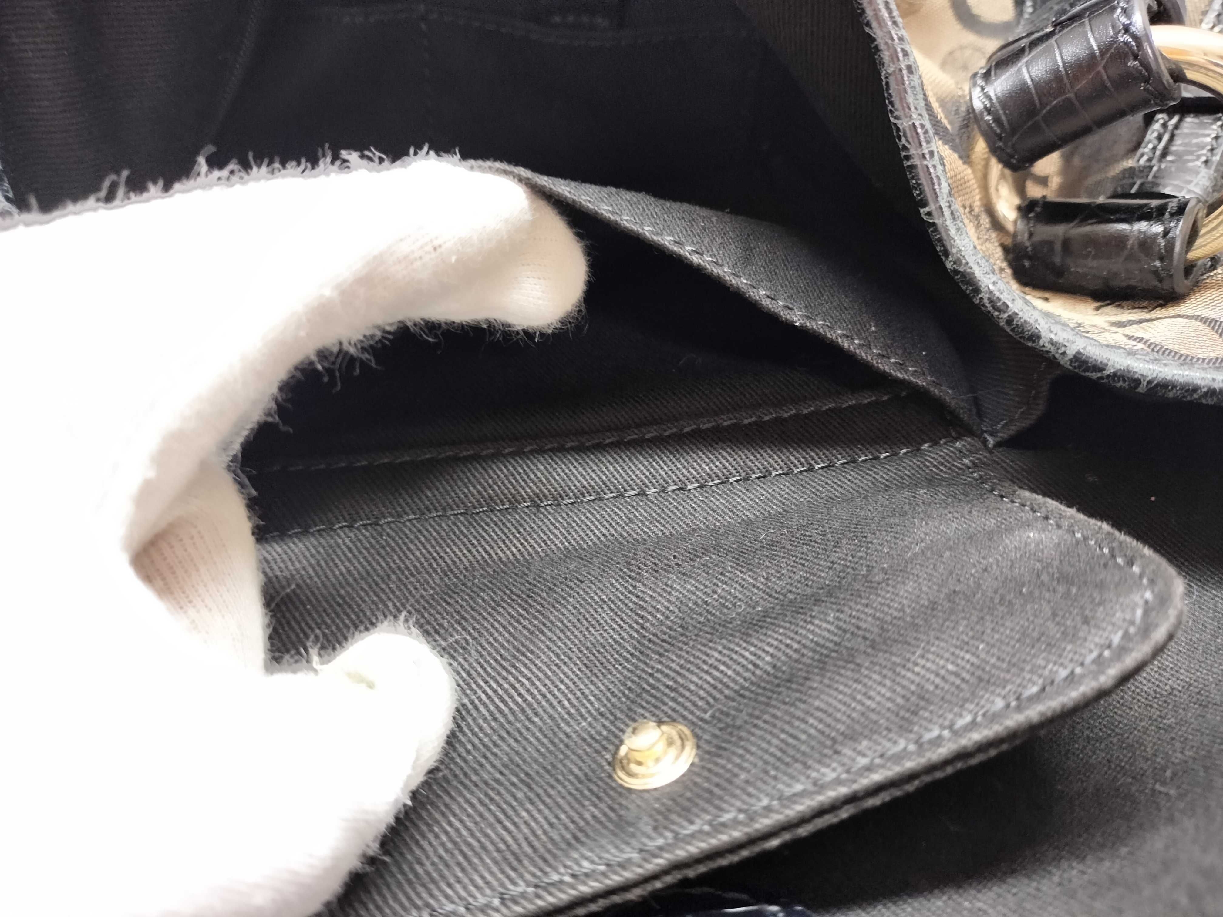 Triomphe 2-way Shoulder Bag (Internal deterioration present) — view 11