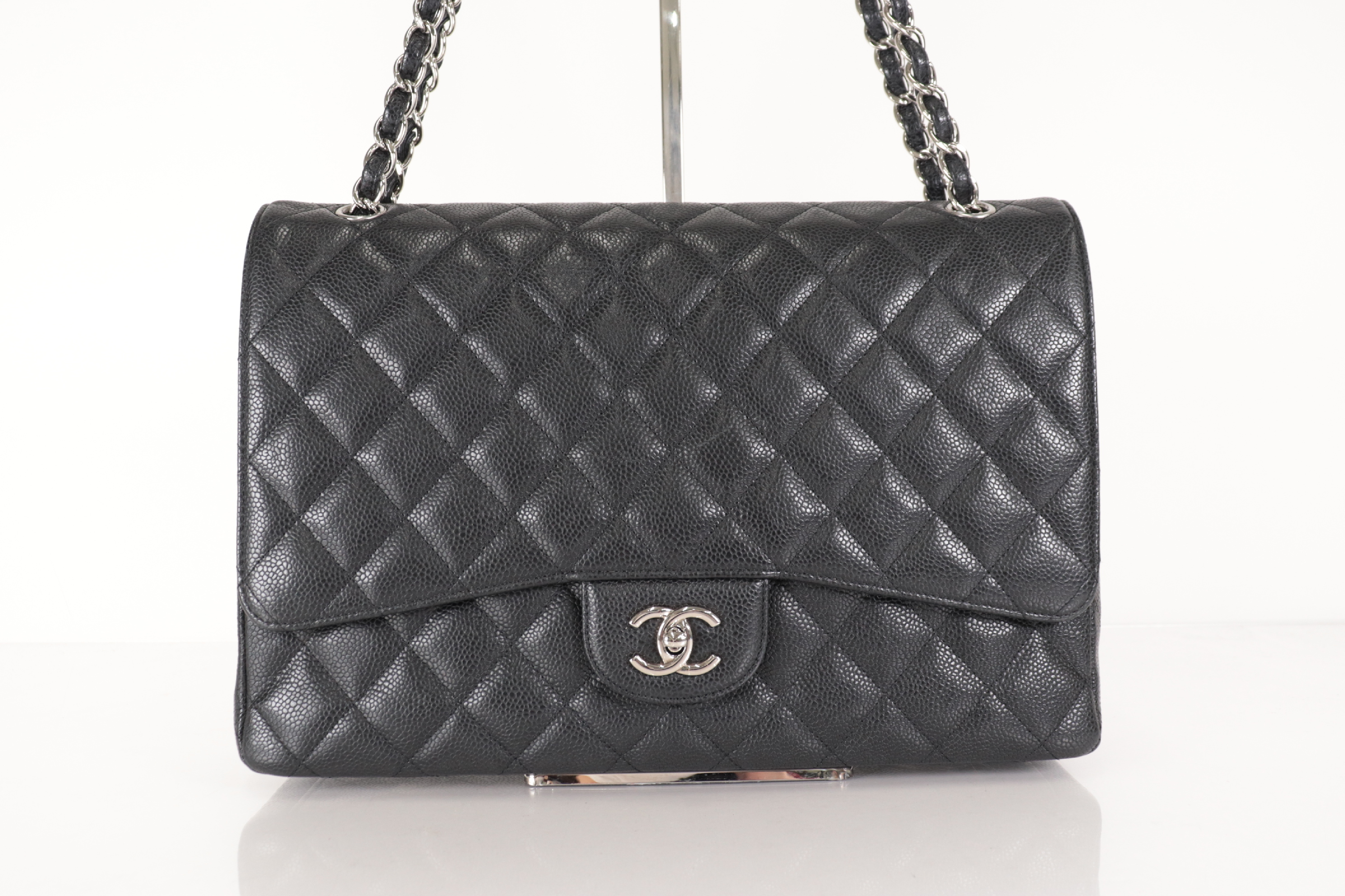 Matelassé Caviar Chain Shoulder Bag, Silver Hardware, Series 20s — view 2