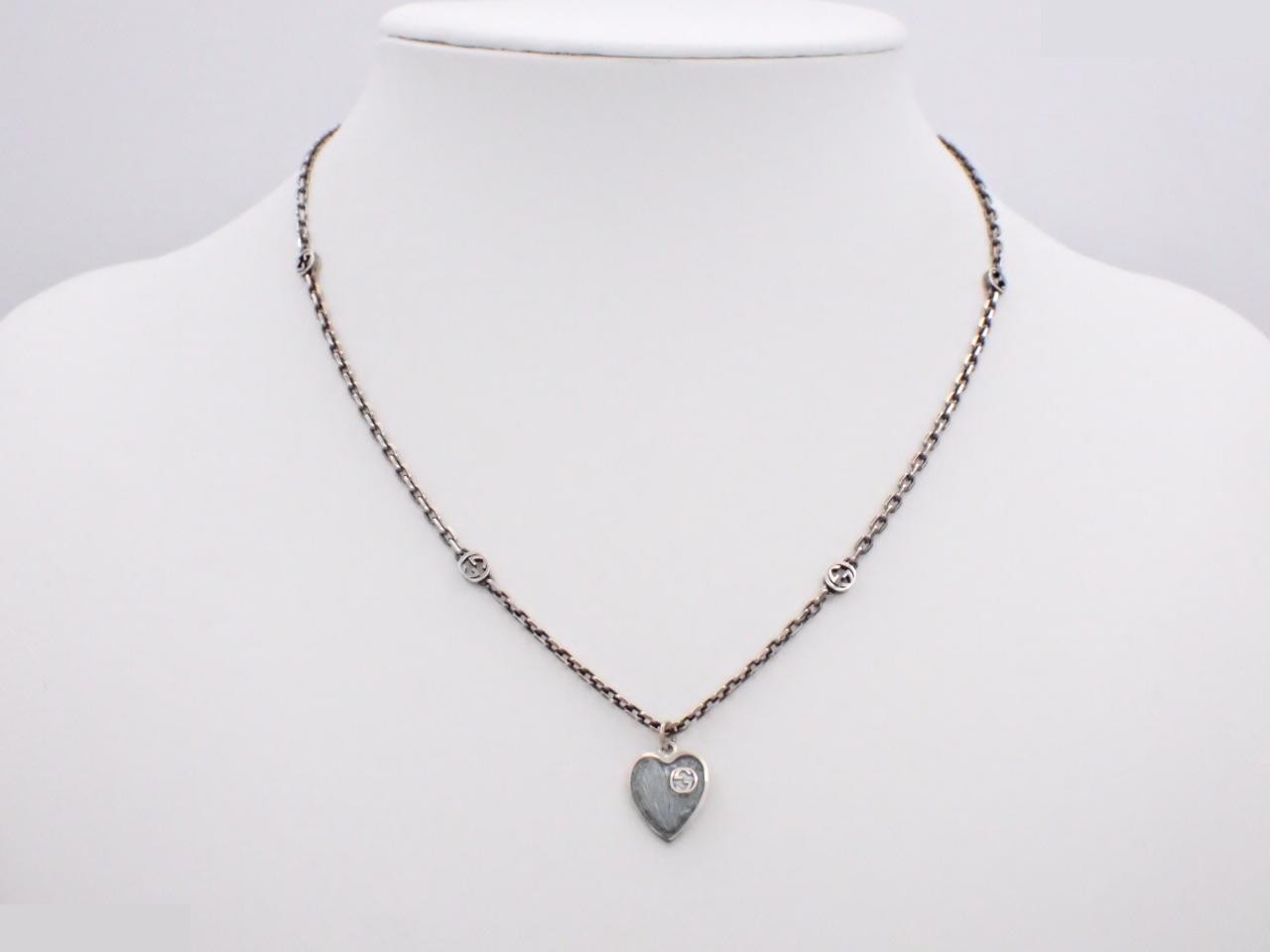 Interlocking heart necklace, silver, chain approximately 44cm — view 3