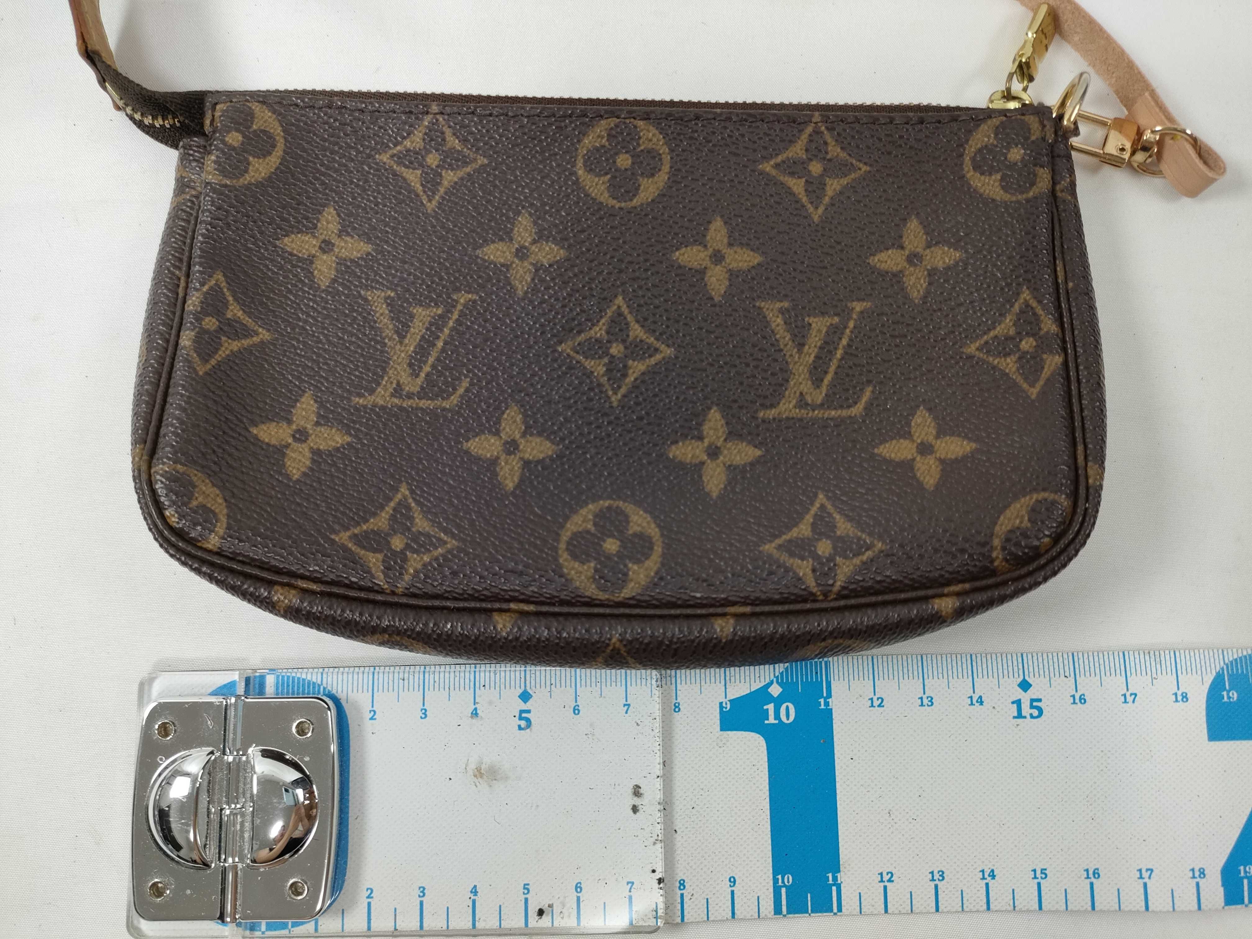 Monogram Louis Vuitton Monogram Mini Pochette Accessoires Pouch — view 2