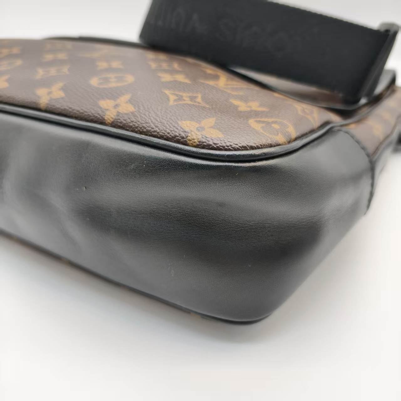 【*Shipped from: China*】LOUIS VUITTON Bass PU Shoulder Bag — view 6