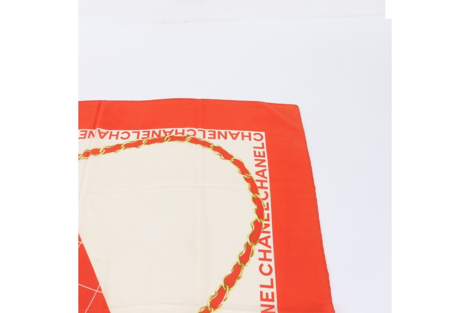 Matelassé bag, patterned scarf — view 3
