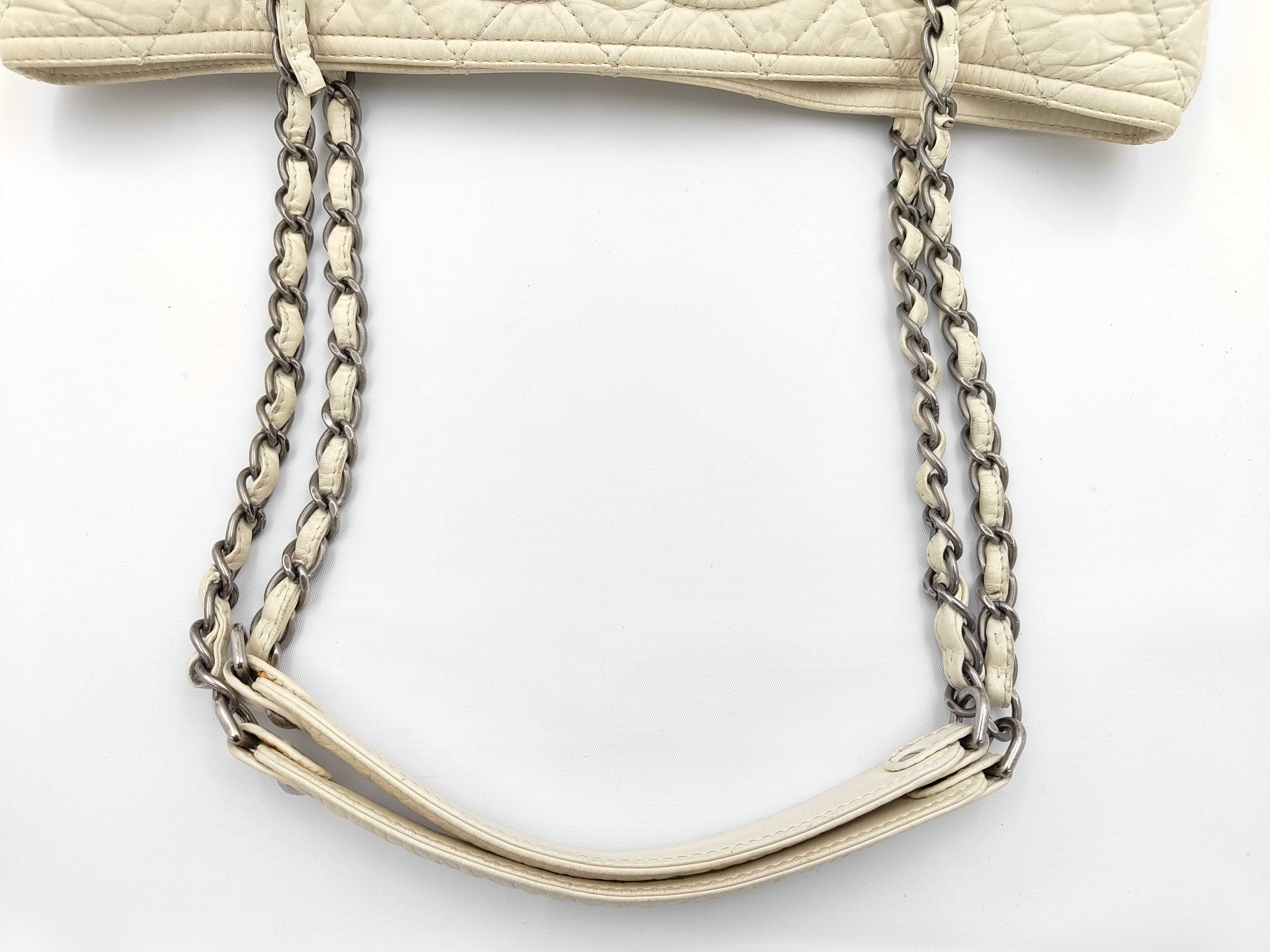 Coco Chain Shoulder Bag, Lambskin, White, Silver Hardware, 12973979 (Shoulder Bag) — view 3