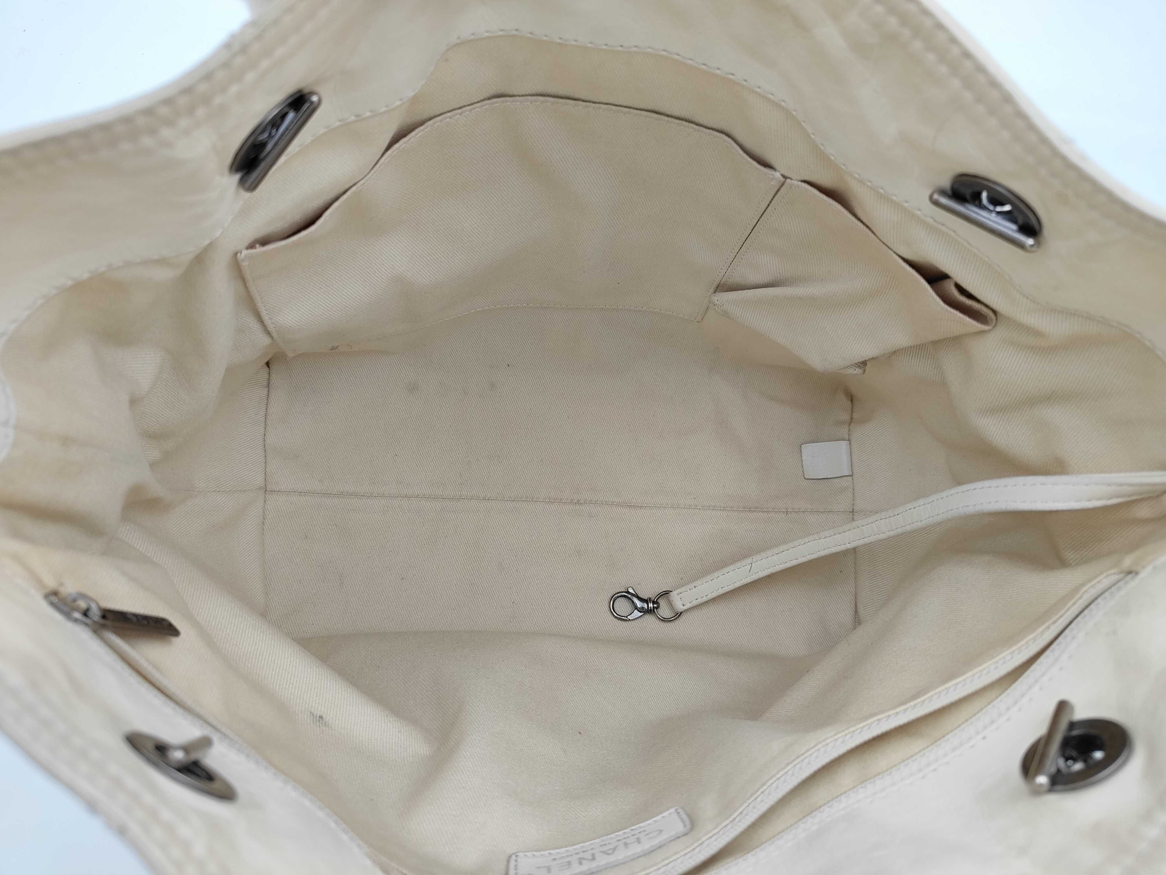 Coco Chain Shoulder Bag, Lambskin, White, Silver Hardware, 12973979 (Shoulder Bag) — view 9