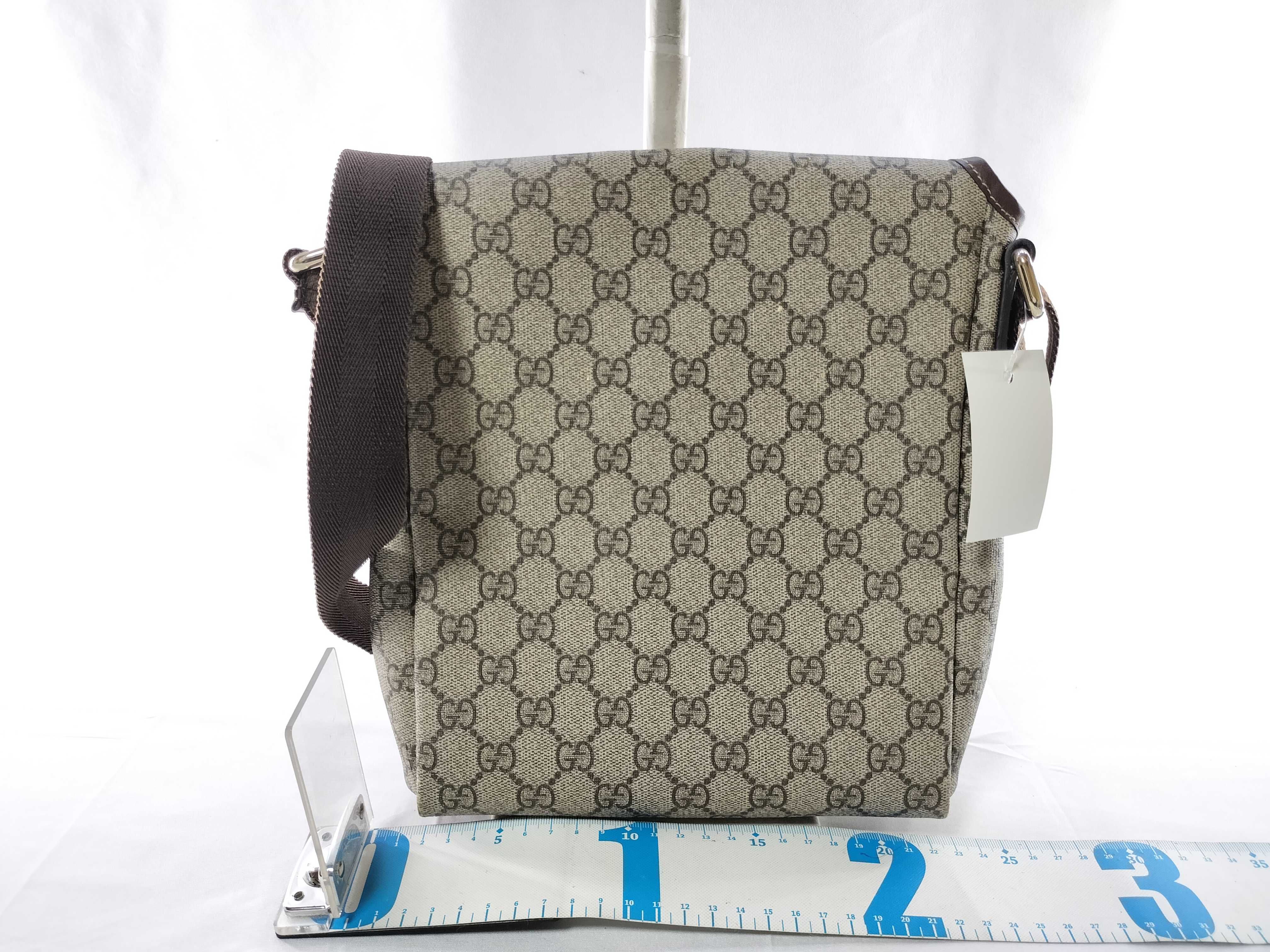 GG Supreme 223666 Shoulder Bag — view 2