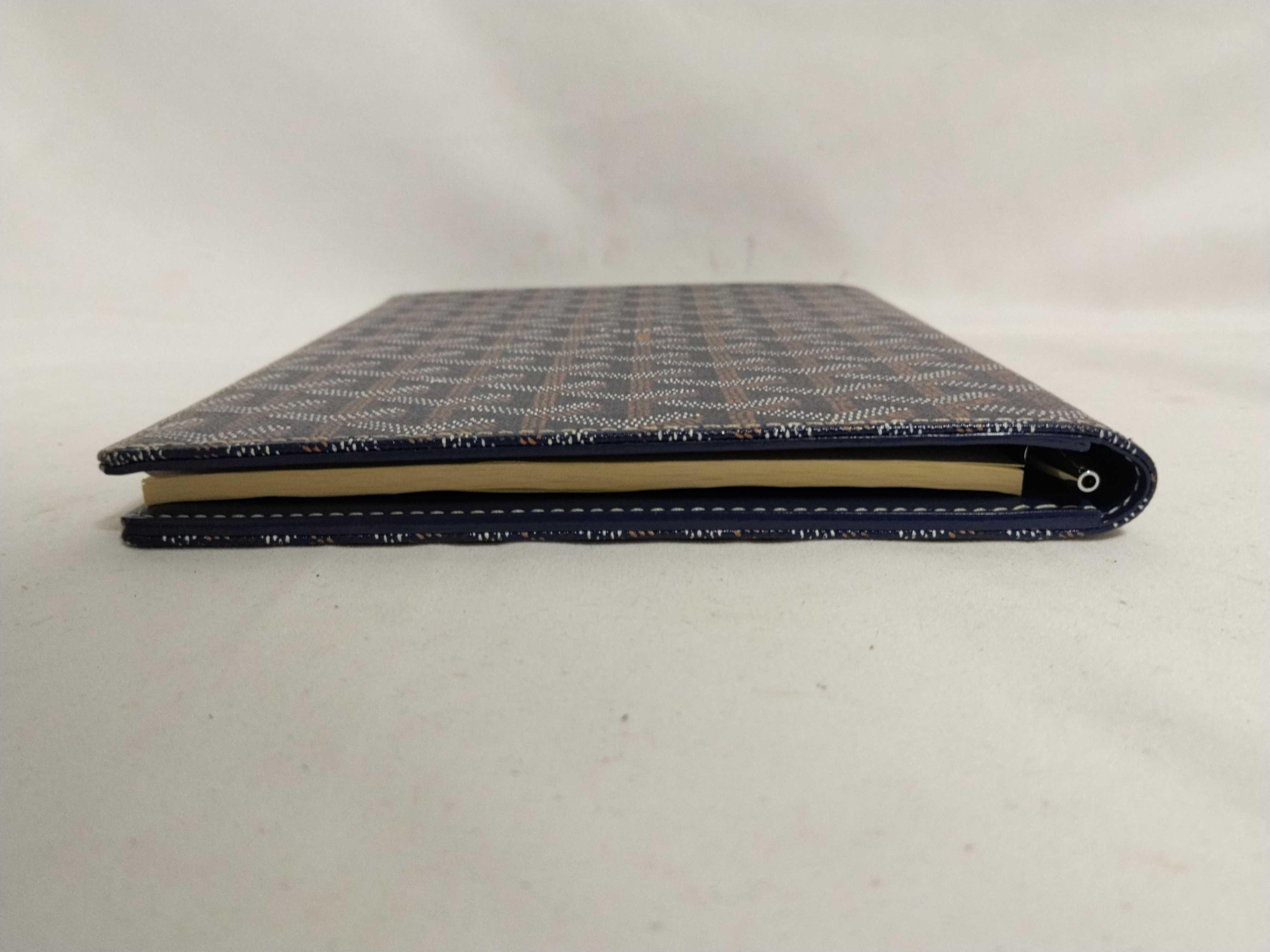 Agenda and other accessories — view 3