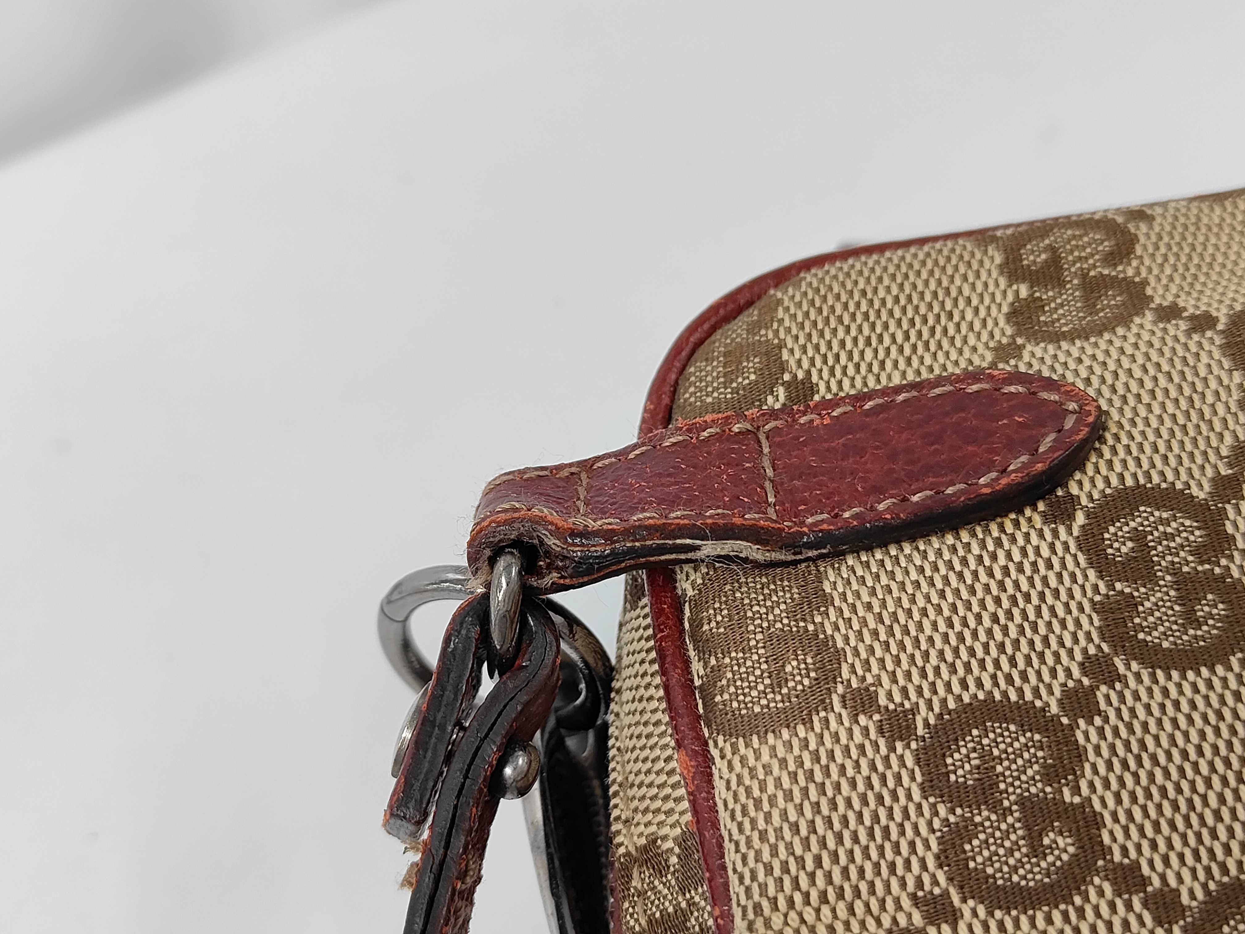 Square Mini Shoulder Pouch GG Canvas Shoulder Bag — view 6