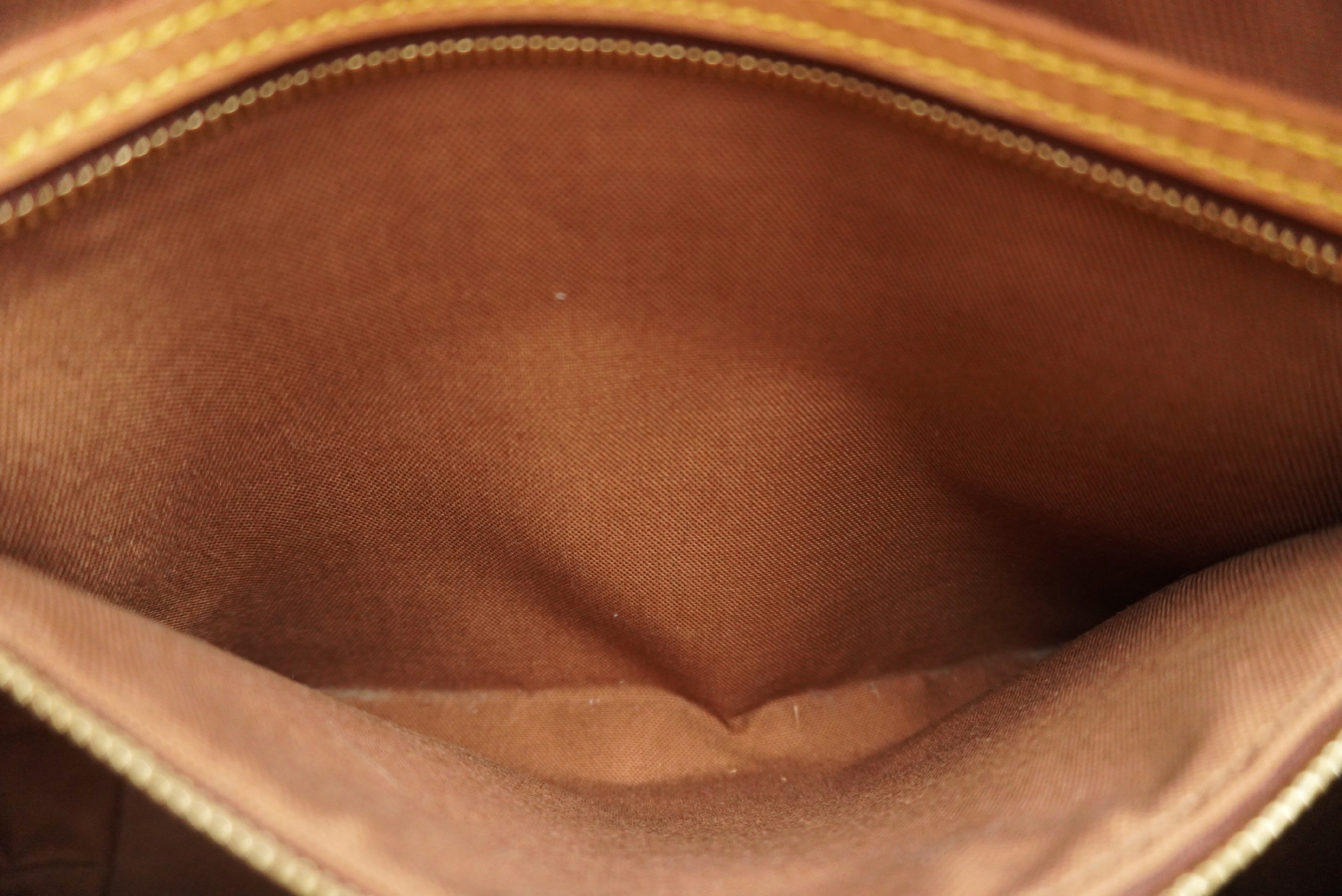 Monogram Cabas Mezzo M51151 Shoulder Bag — view 14