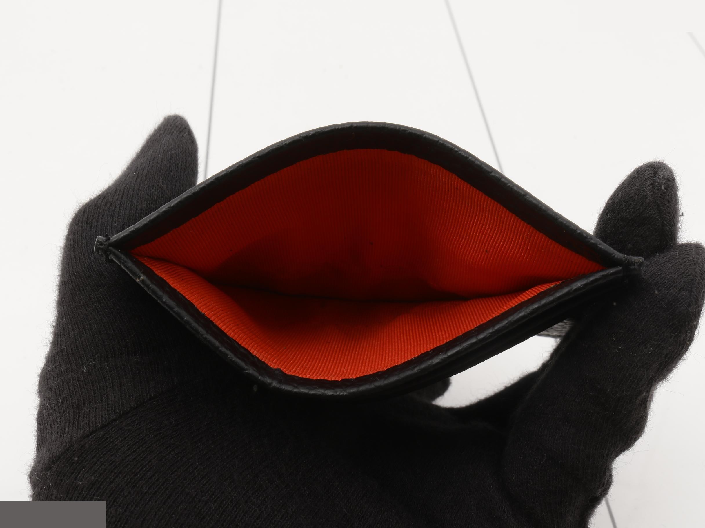 Other lines: Bags and Wallets — view 4