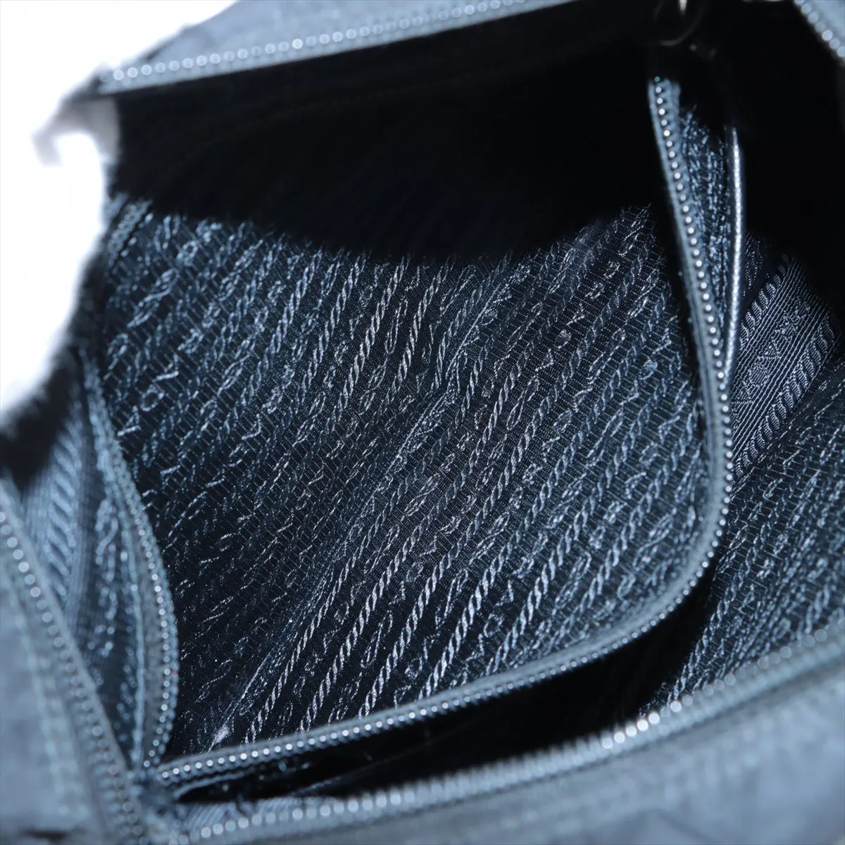 Tessuto Nylon x Leather Shoulder Bag Black — view 7