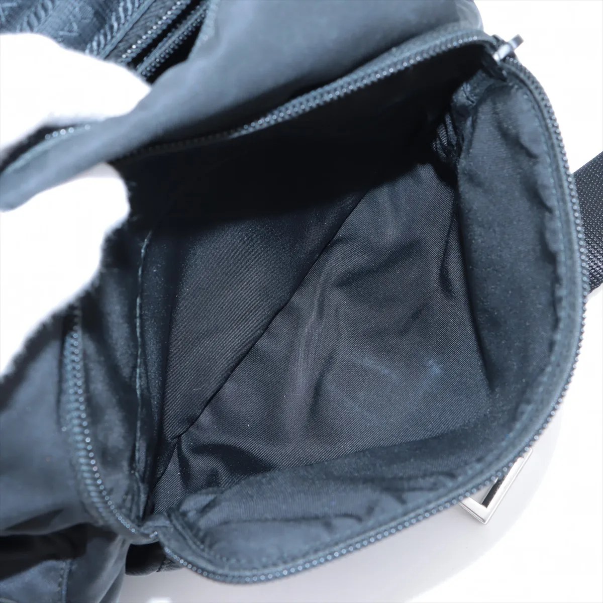 Tessuto Nylon x Leather Shoulder Bag Black — view 9